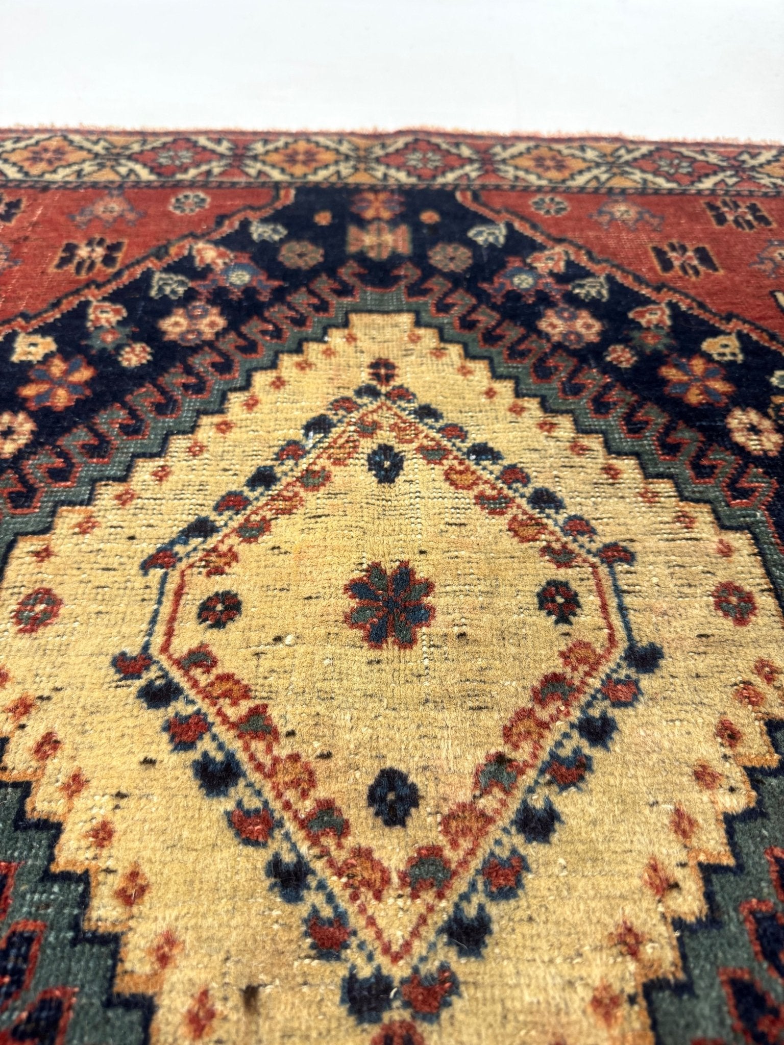 Persian Yalameh Rug | 3' 1” x 4' 6" - Rug the Rock - availableSmall Rugs < 3' x 5'