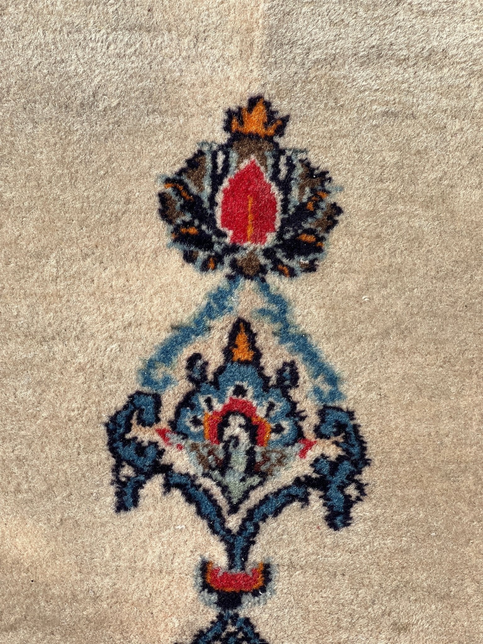 Persian Kashan Rug | 2' 4" x 4' 8" Rug the Rock