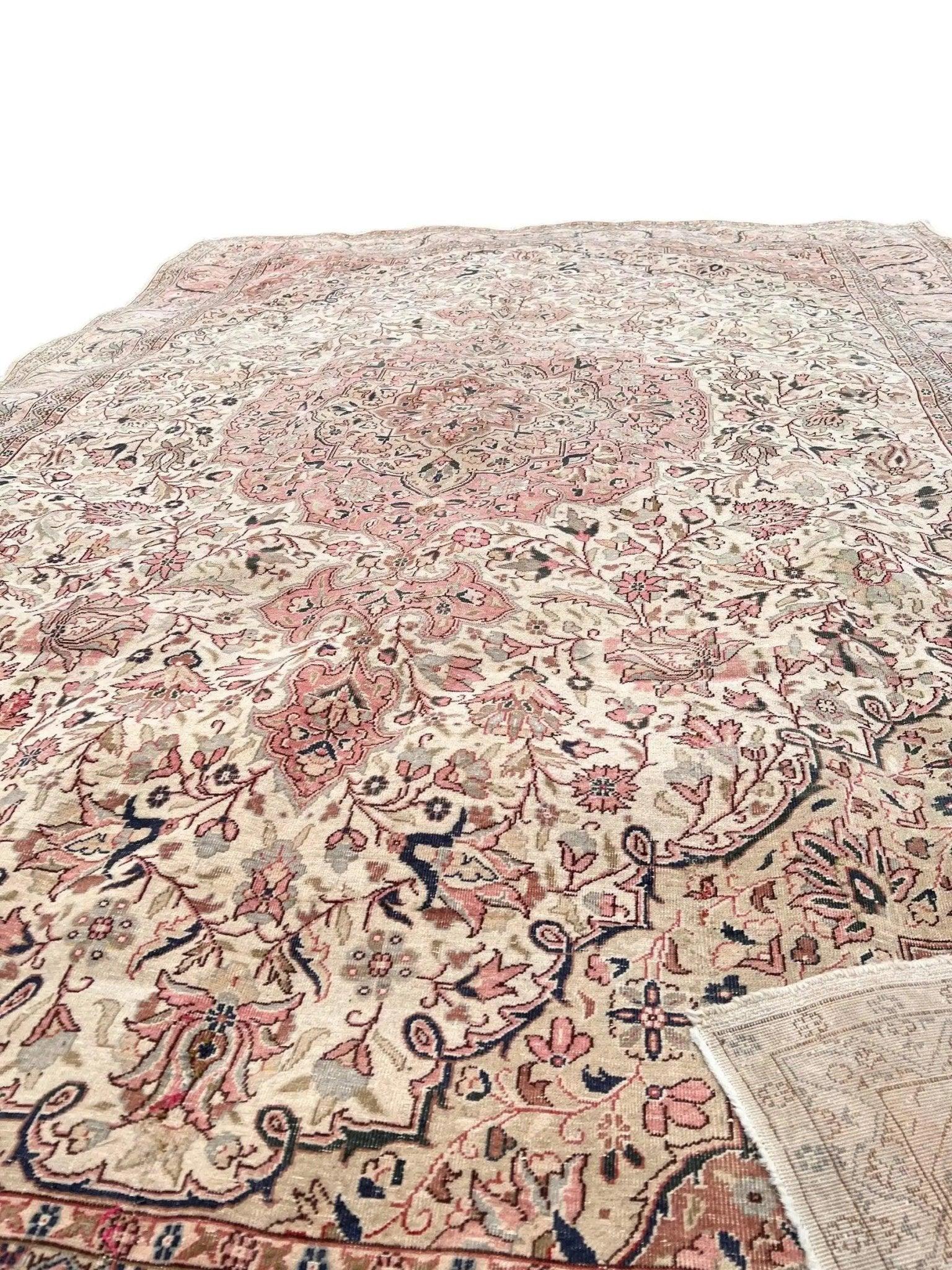 Turkish Vintage Rug - 12 x 8 Rug the Rock
