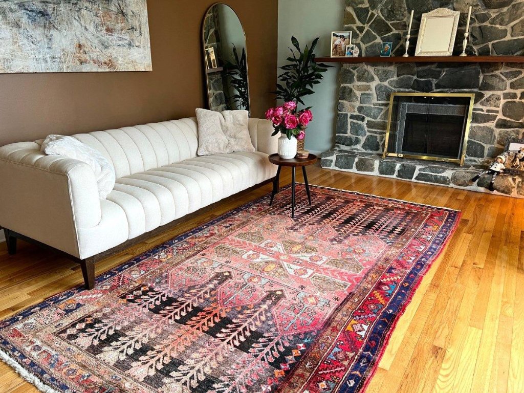Abrash in Hand-Knotted Rugs: The Beauty of Imperfections - Rug the Rock