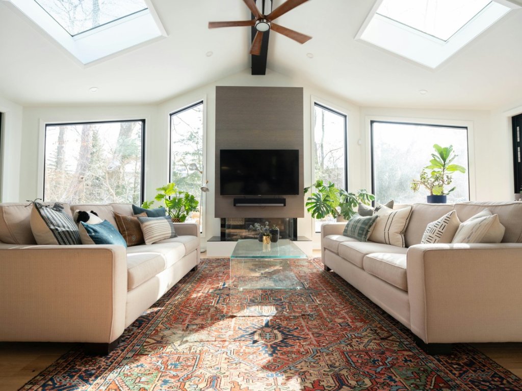 Where to Buy High-End Rugs in Toronto? - Rug the Rock