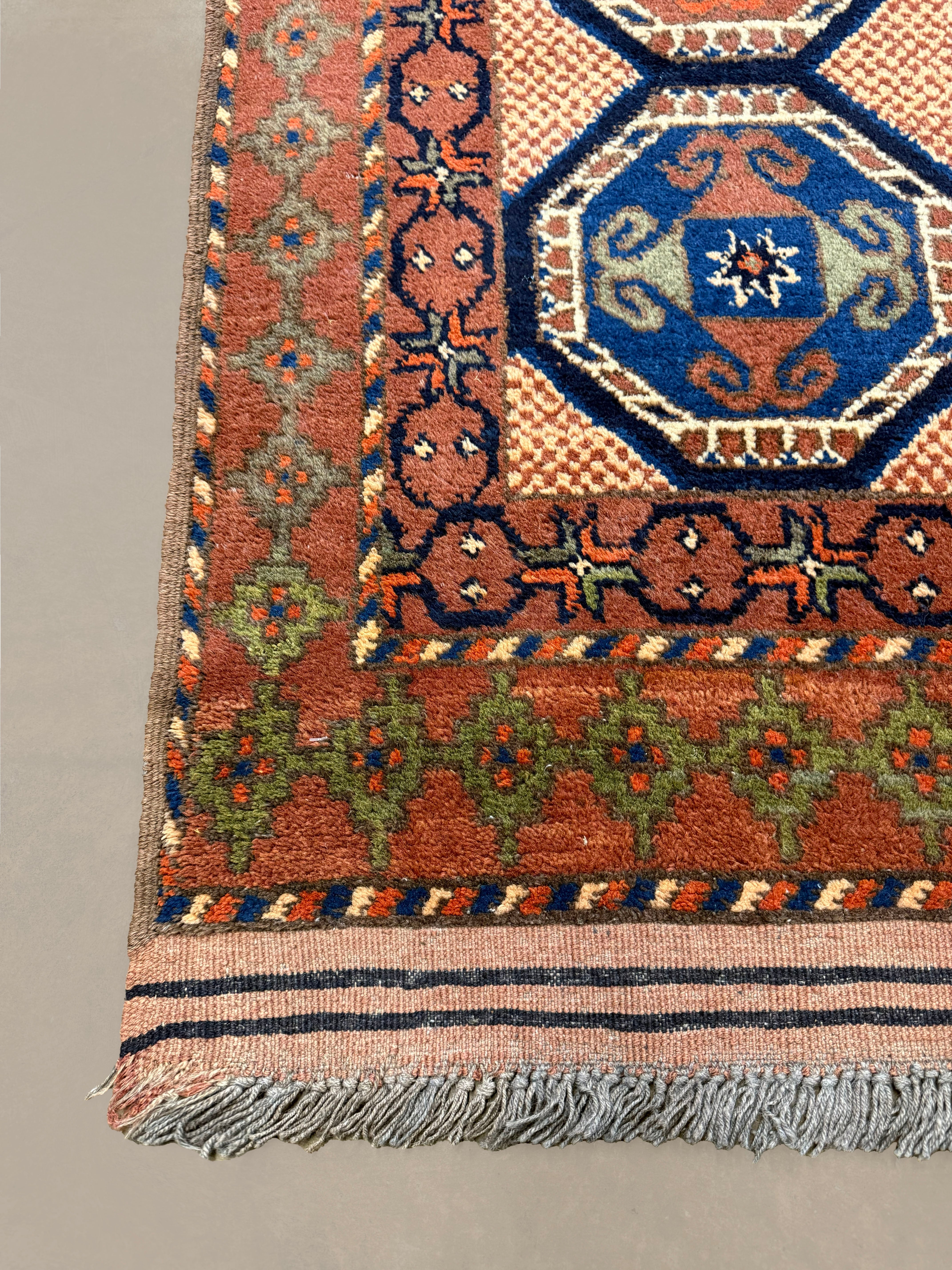 Afghan Runner, border and fringe detail, hand-knotted wool pile. SKU 1.0008.