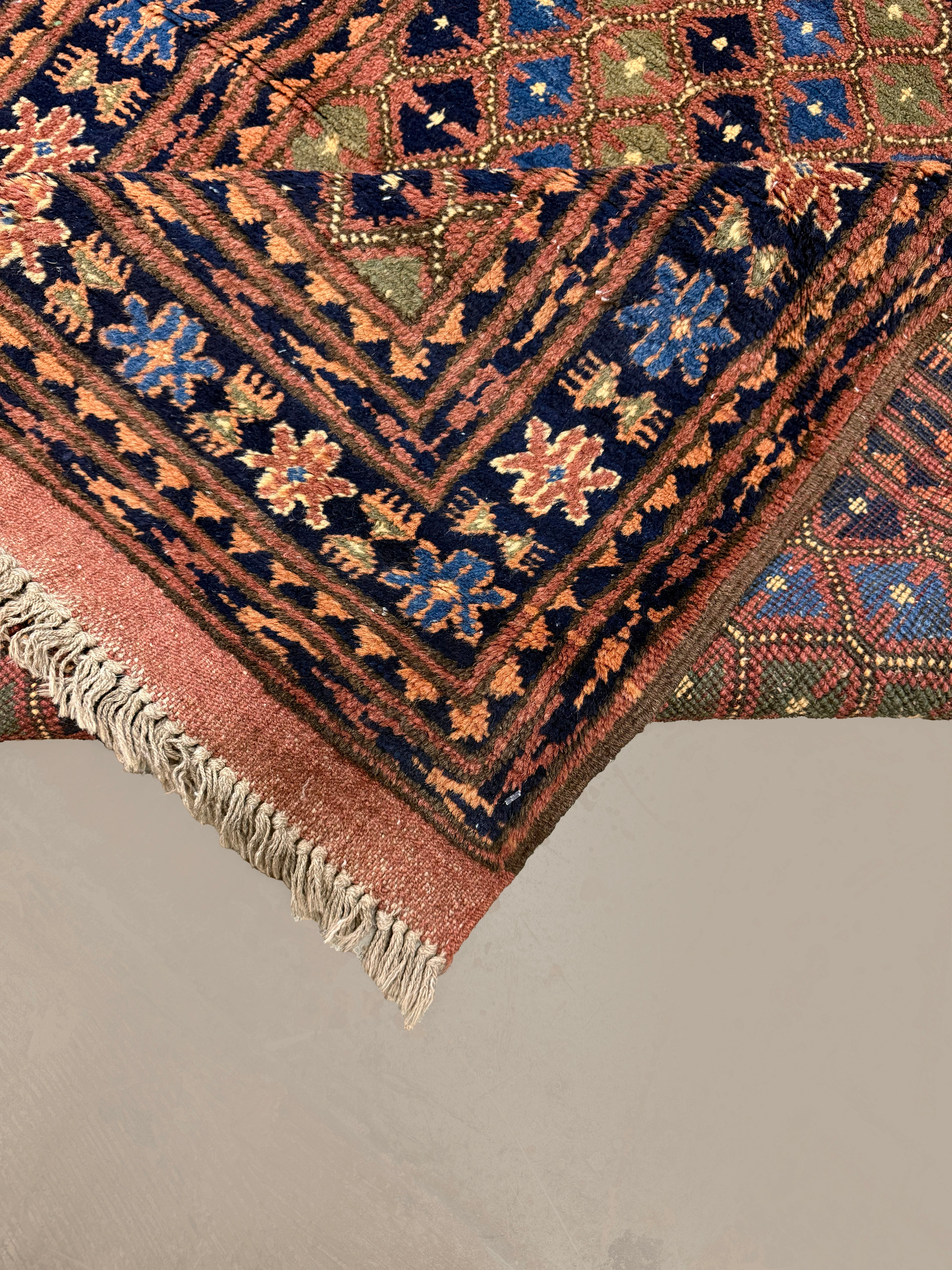 Afghan Runner, corner and fringe detail, hand-knotted wool pile. SKU 1.0010.