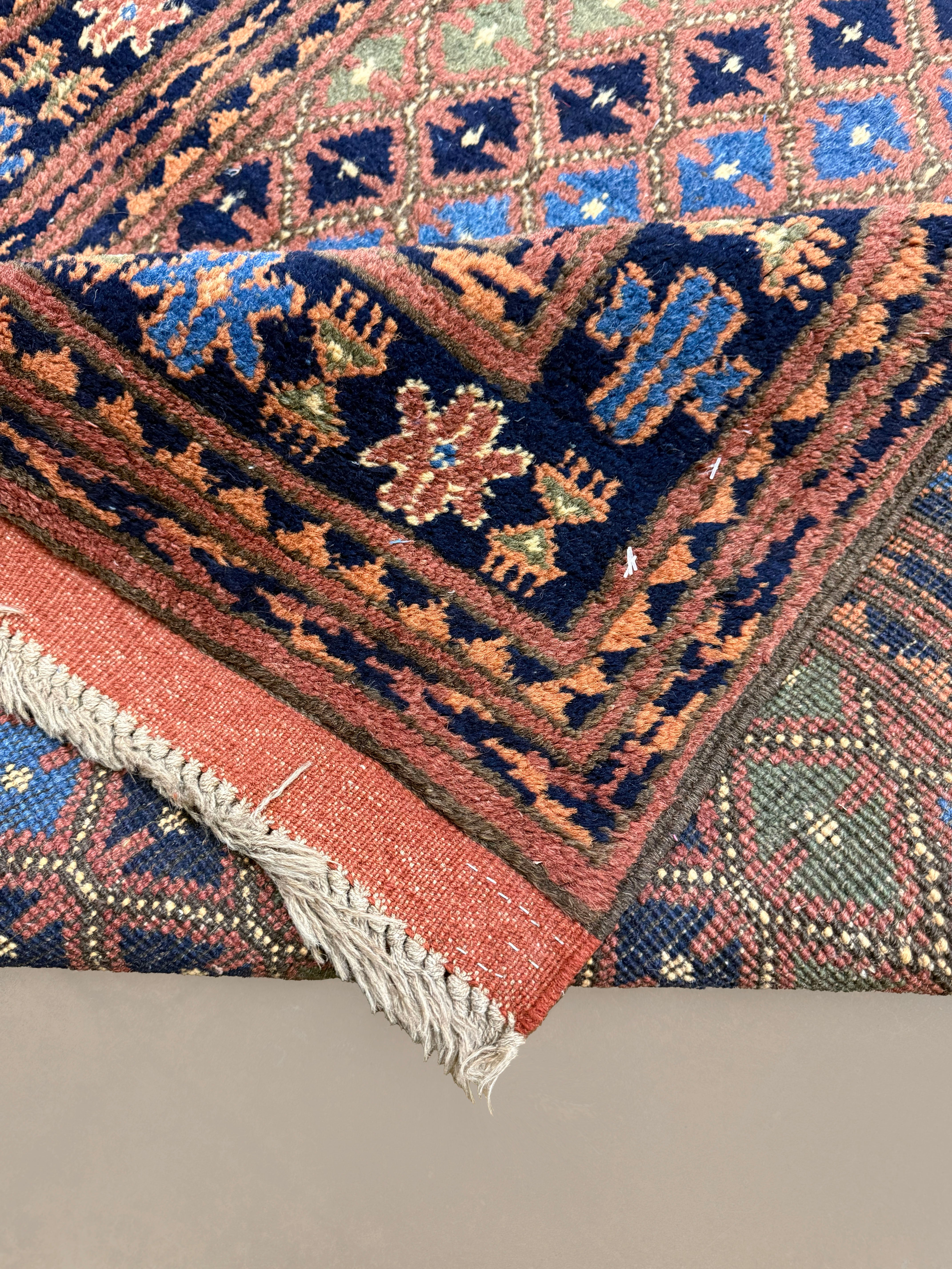 Afghan Runner, corner and fringe detail, hand-knotted wool pile. SKU 1.0010.