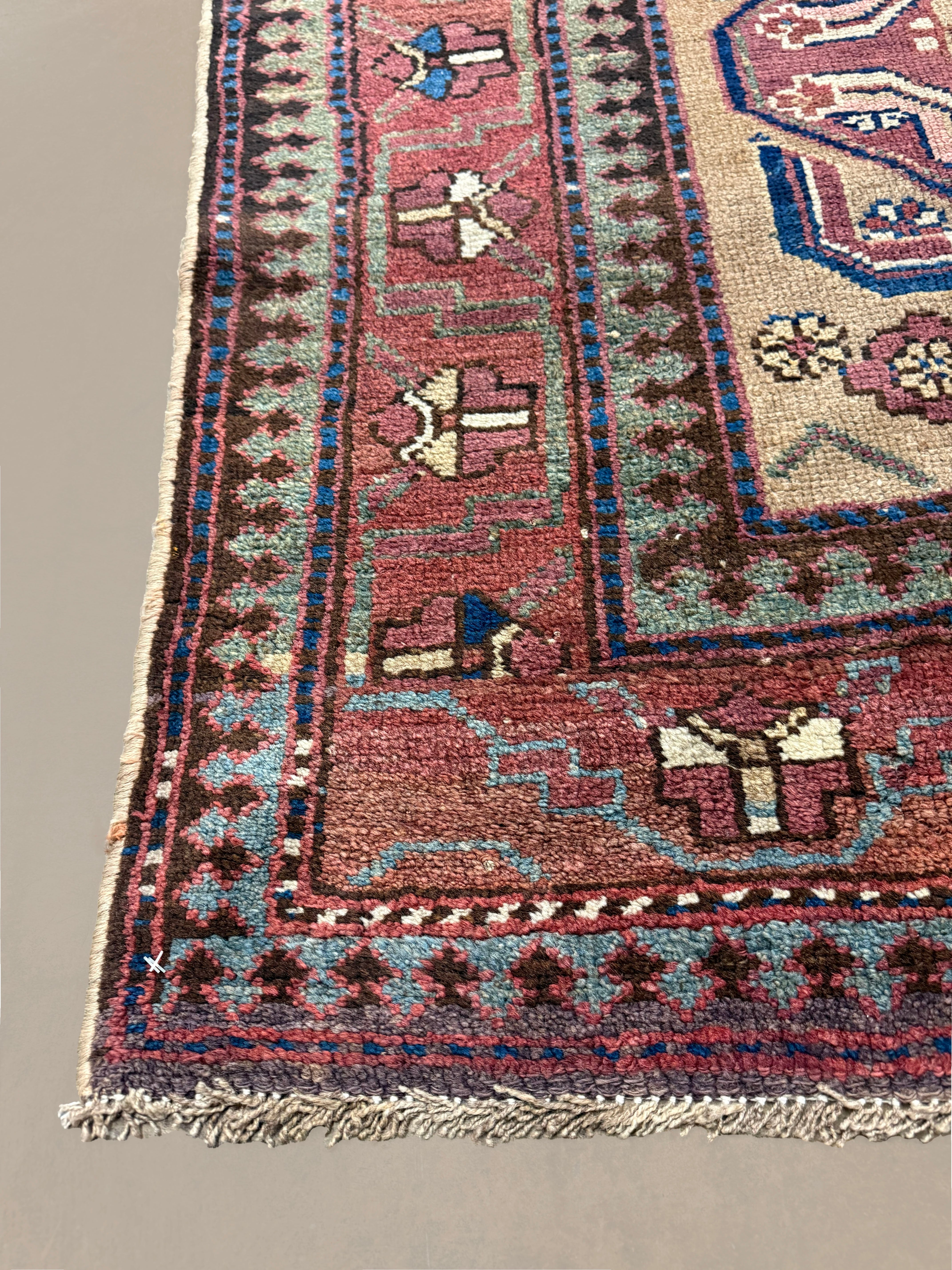 Persian Uch Tappeh Runner, border and fringe detail, hand-knotted wool with beige colouring. SKU 1.0087.