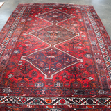 Persian Shiraz Rug | 7' 1" x 10' 12"