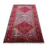 Persian Houpa Zanjan Rug, lengthwise view, hand-knotted wool with red colouring. SKU 30175.
