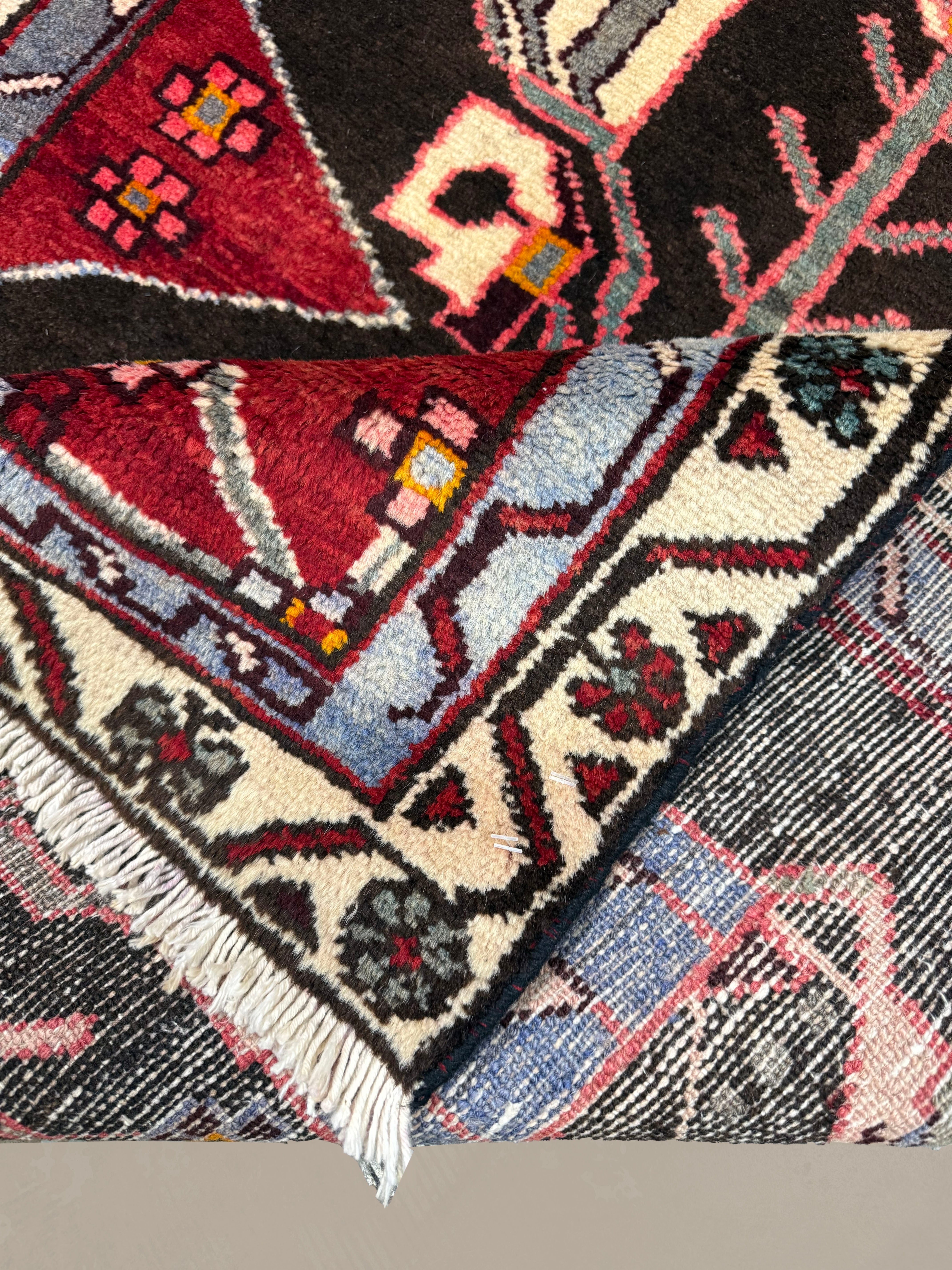 Persian Tafresh Rug, folded corner and reverse, hand-knotted wool with blue colouring. SKU 30195.