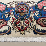 Vintage Tabriz Rug, close-up of the border and fringe, hand-knotted wool pile. SKU 30228.