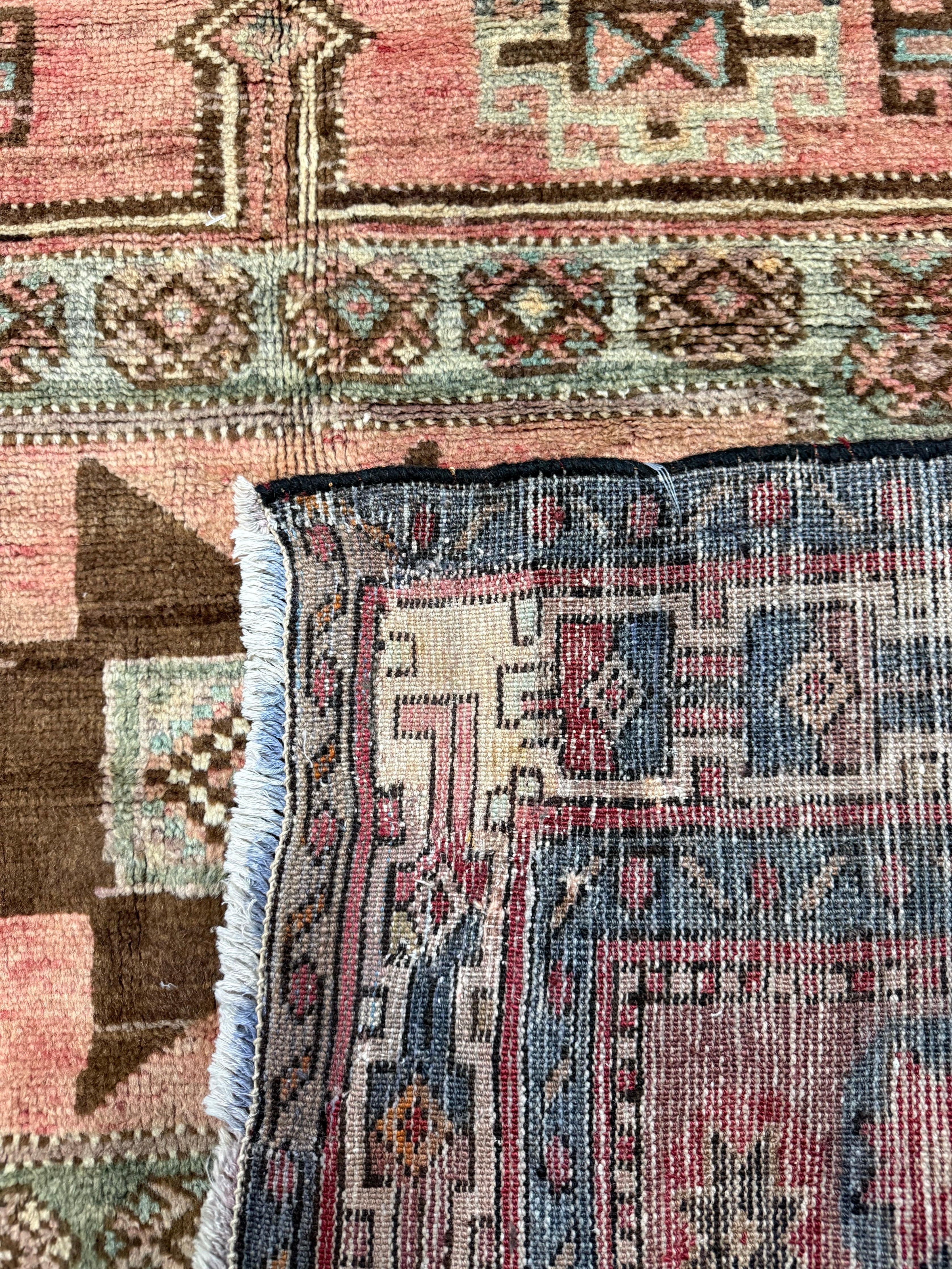 Vintage Hamadan Rug. Original rug photograph; SKU 30496; source IMG_7678.