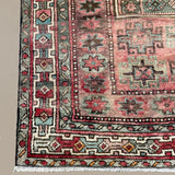 Vintage Hamadan Rug, corner, border and fringe detail, hand-knotted wool pile. SKU 30496.