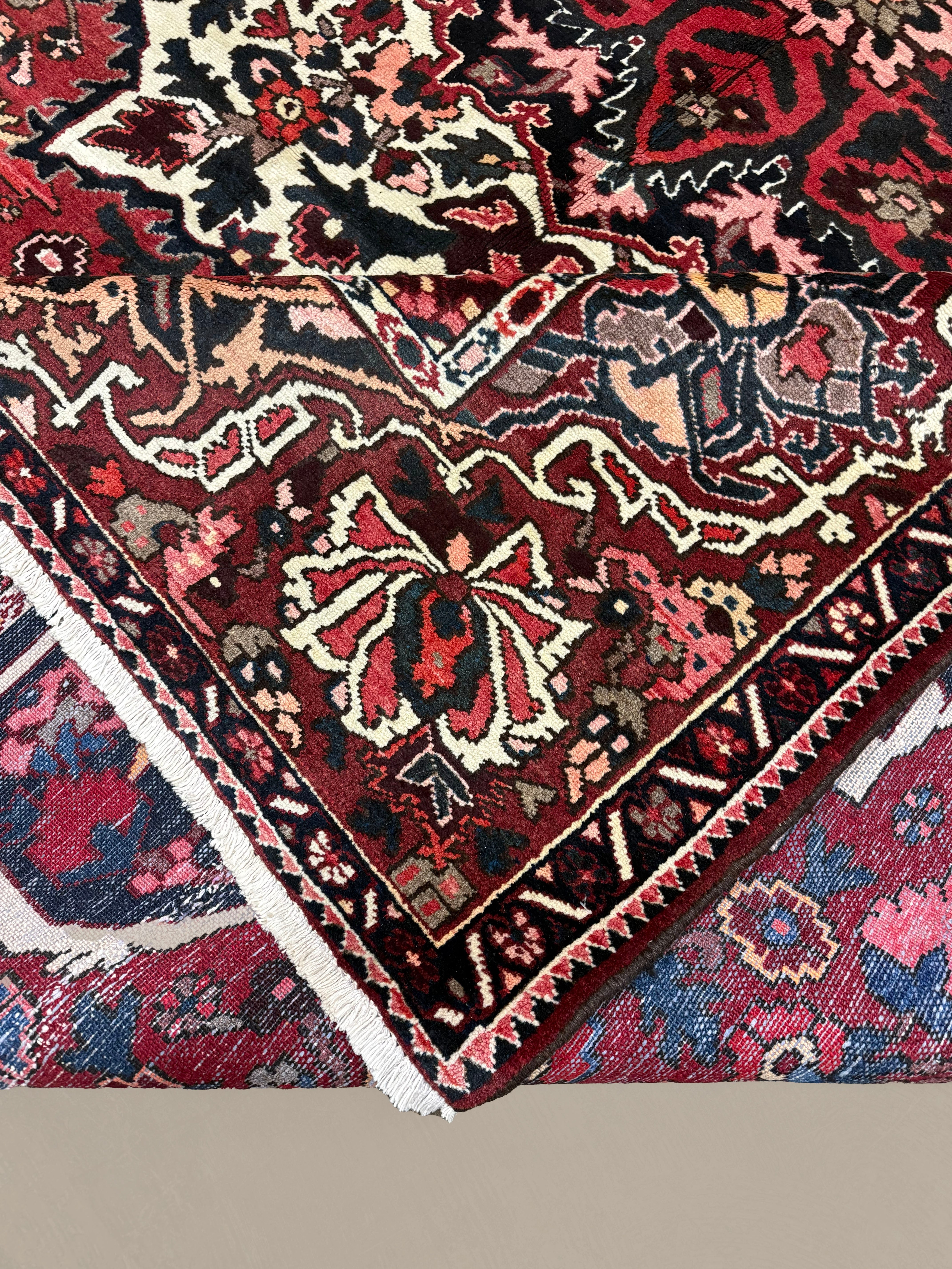 Vintage Chaleshtor Bakhtiari Wool Rug. Edited documentary rug photograph; SKU 30536; source IMG_7311.
