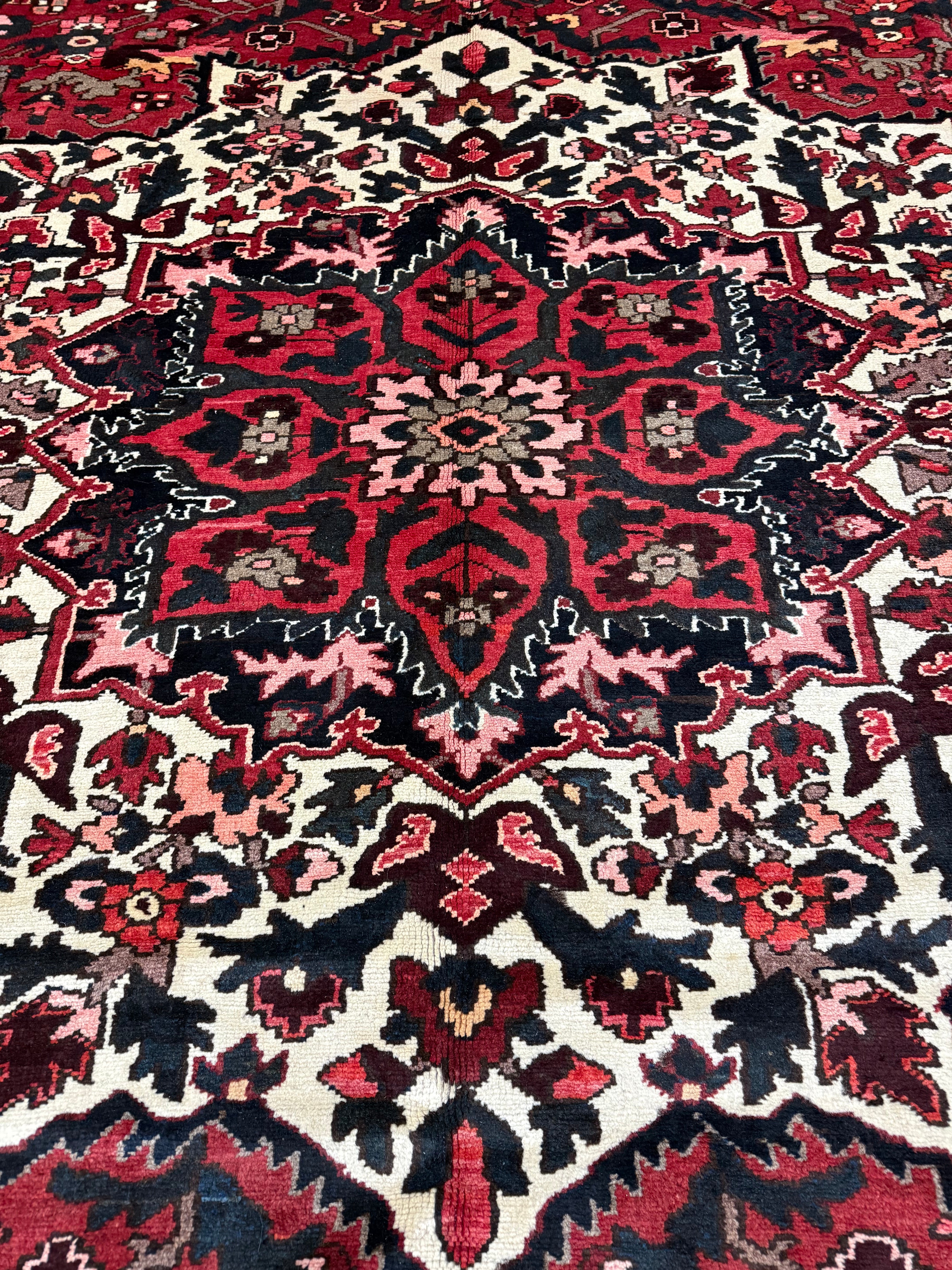 Vintage Chaleshtor Bakhtiari Wool Rug. Original rug photograph; SKU 30536; source IMG_7310.