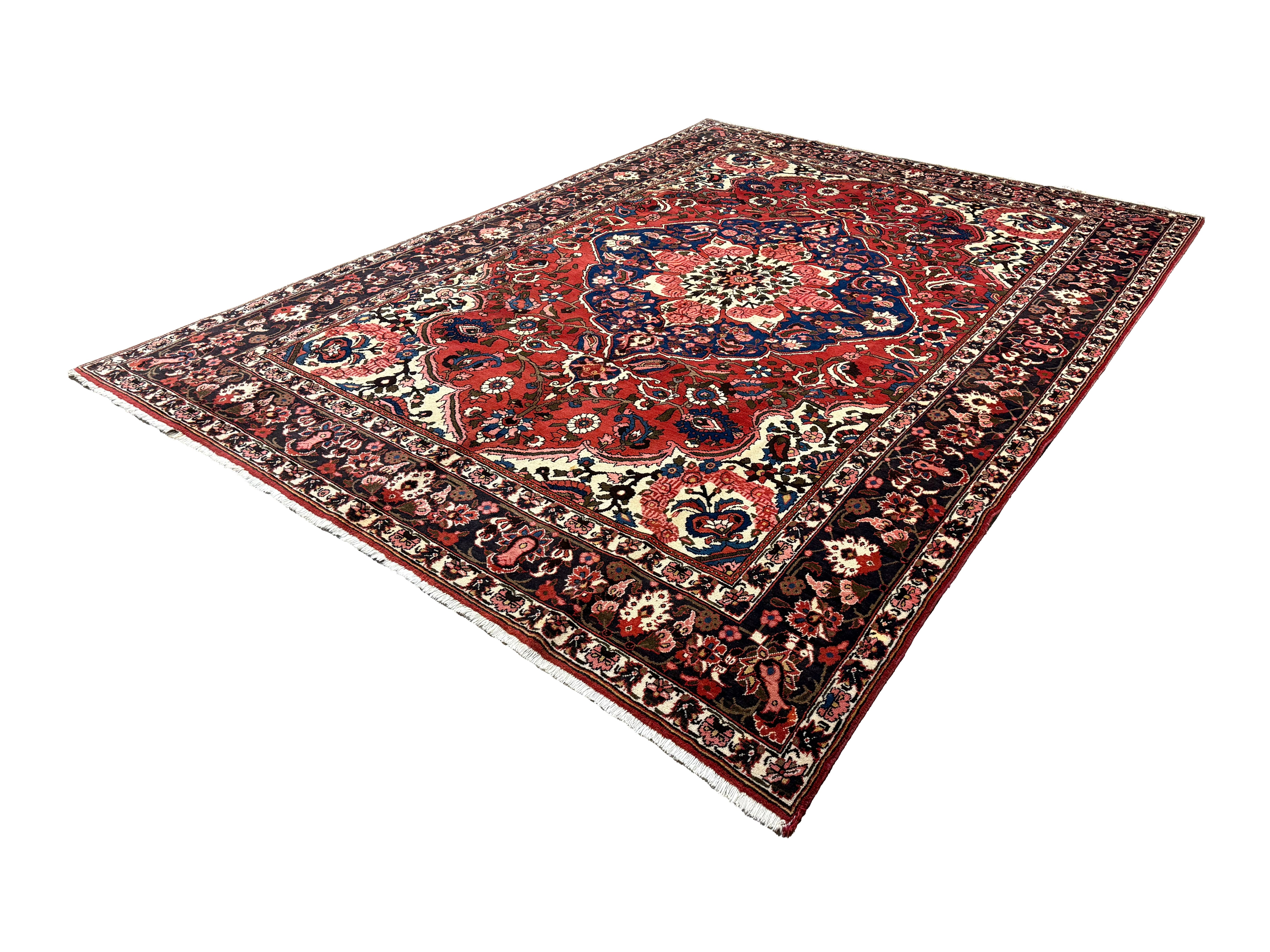 Vintage Chaleshtor Bakhtiari Wool Rug. Edited documentary rug photograph; SKU EE 1.1547; source IMG_7290.