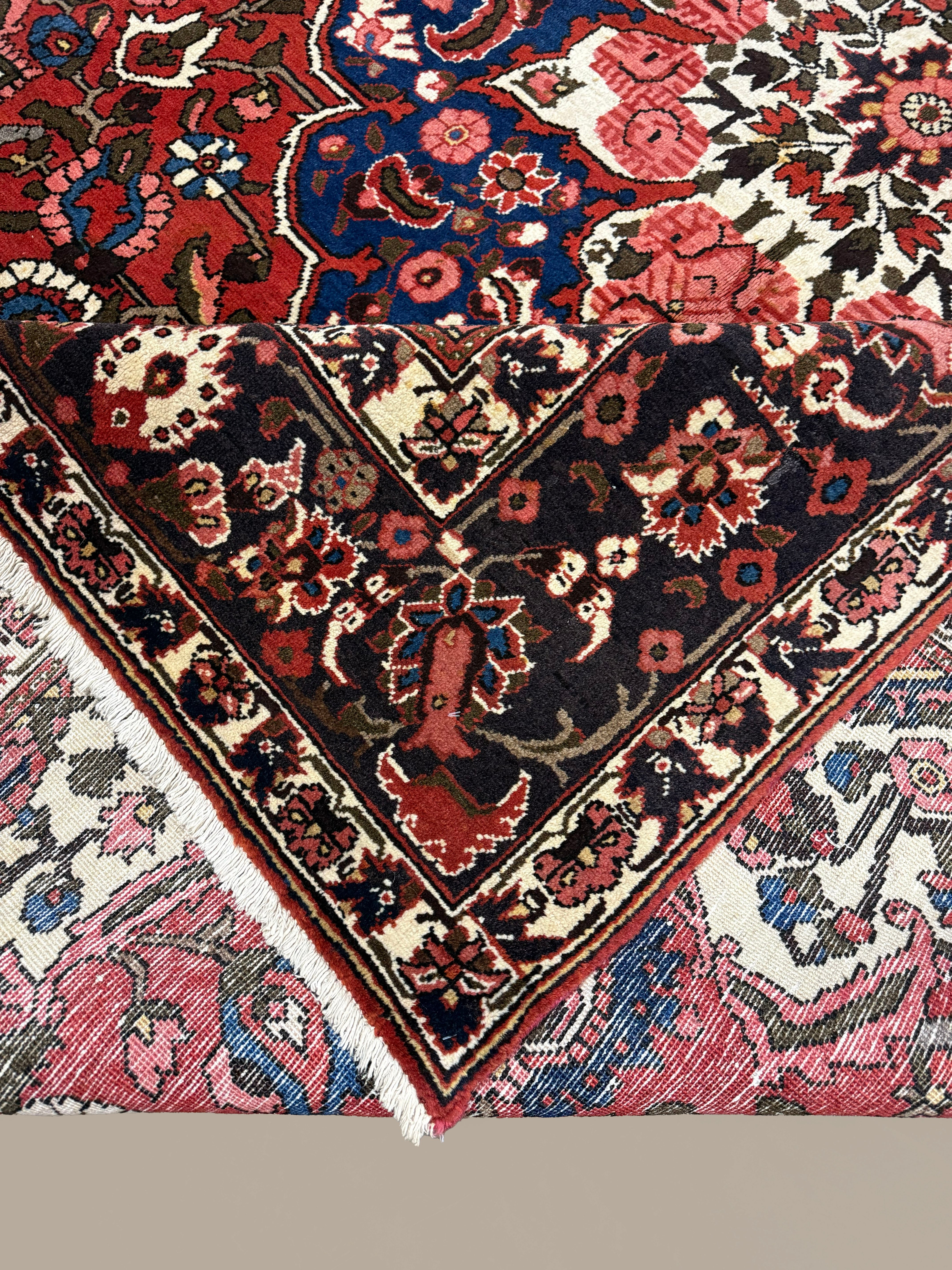 Vintage Chaleshtor Bakhtiari Wool Rug. Edited documentary rug photograph; SKU EE 1.1547; source IMG_7304.