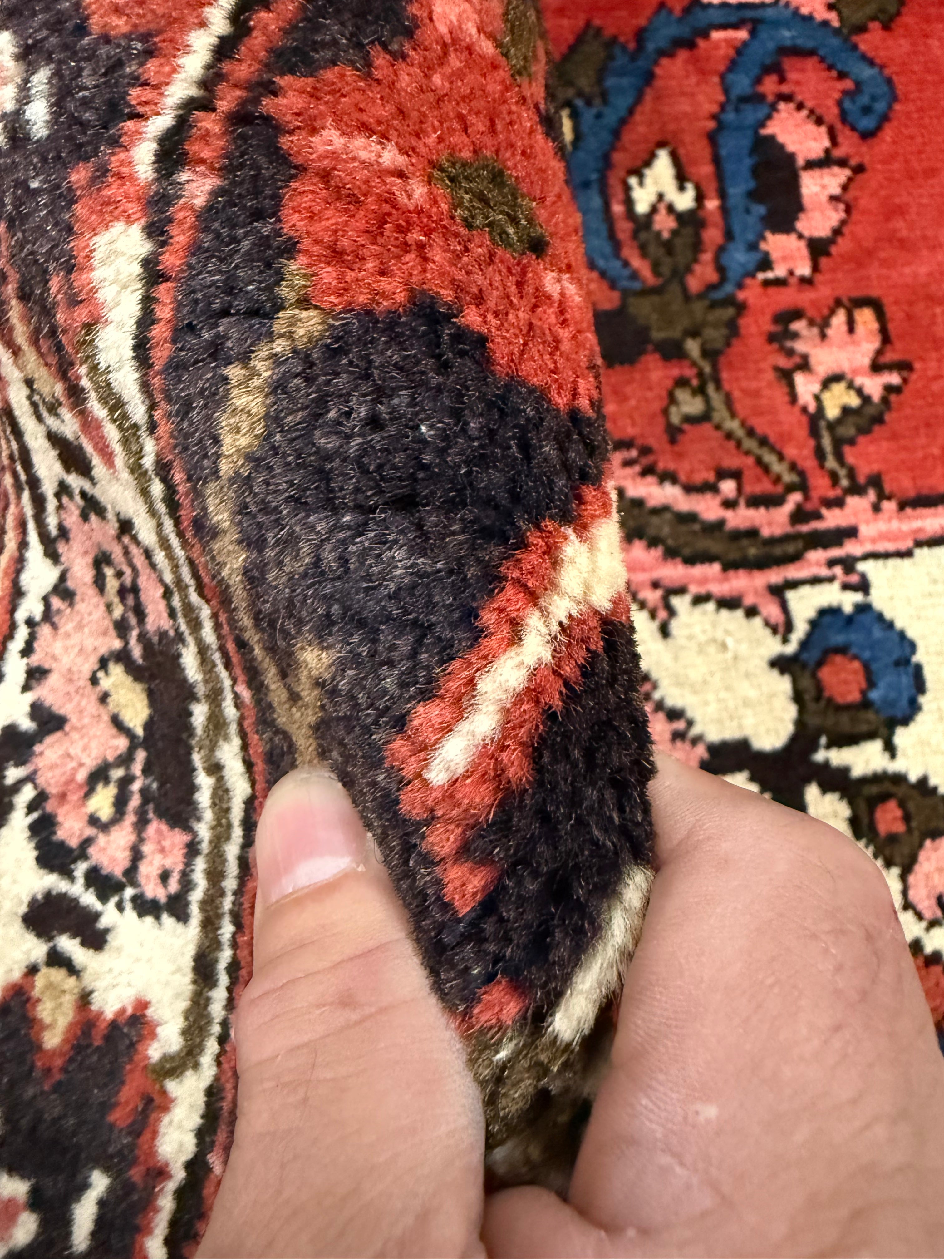 Vintage Chaleshtor Bakhtiari Wool Rug. Original rug photograph; SKU EE 1.1547; source IMG_7298.