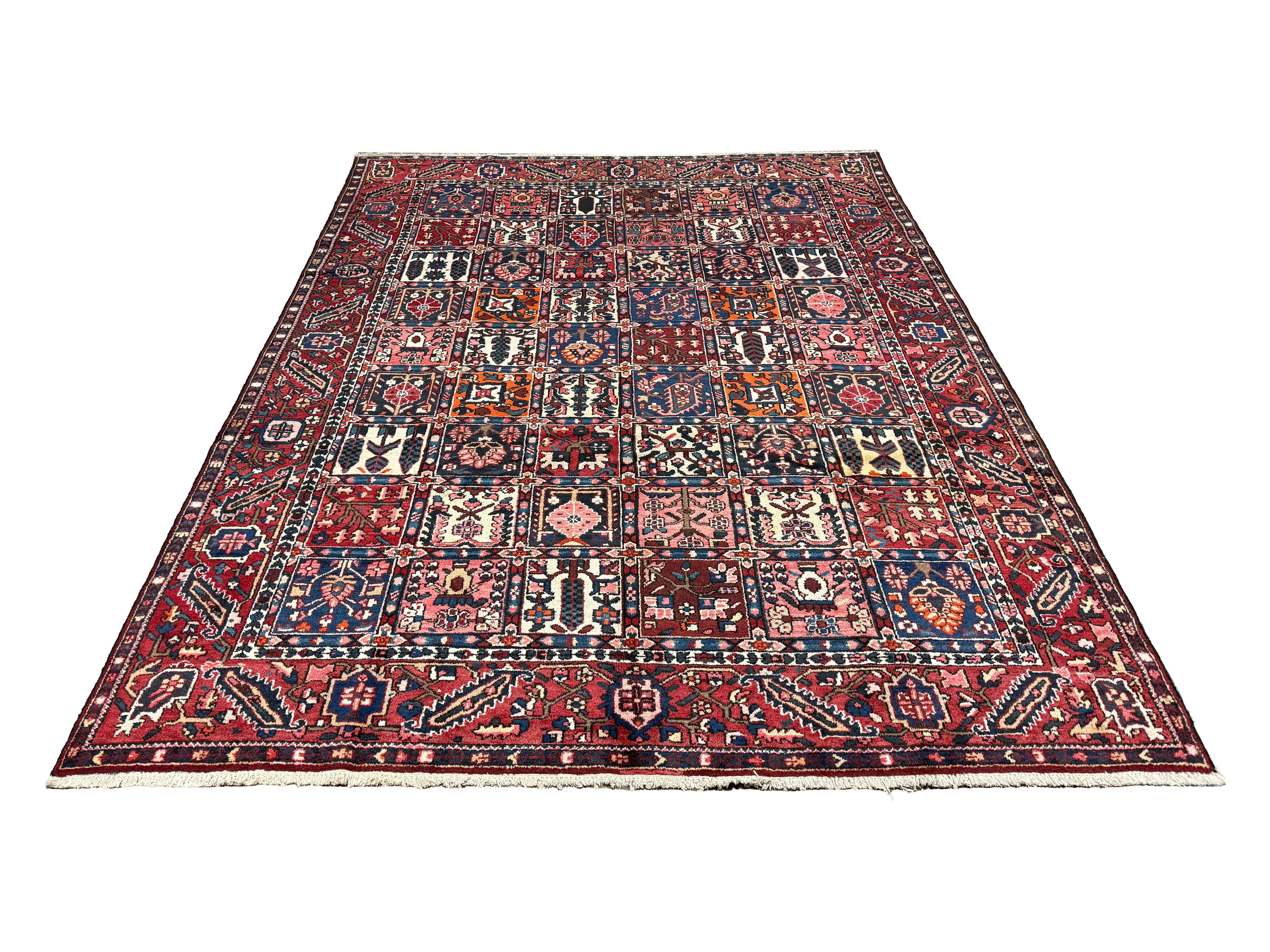 Vintage Shalamzar Bakhtiari Wool Rug. Edited documentary rug photograph; SKU EE 1.1551; source IMG_7333.