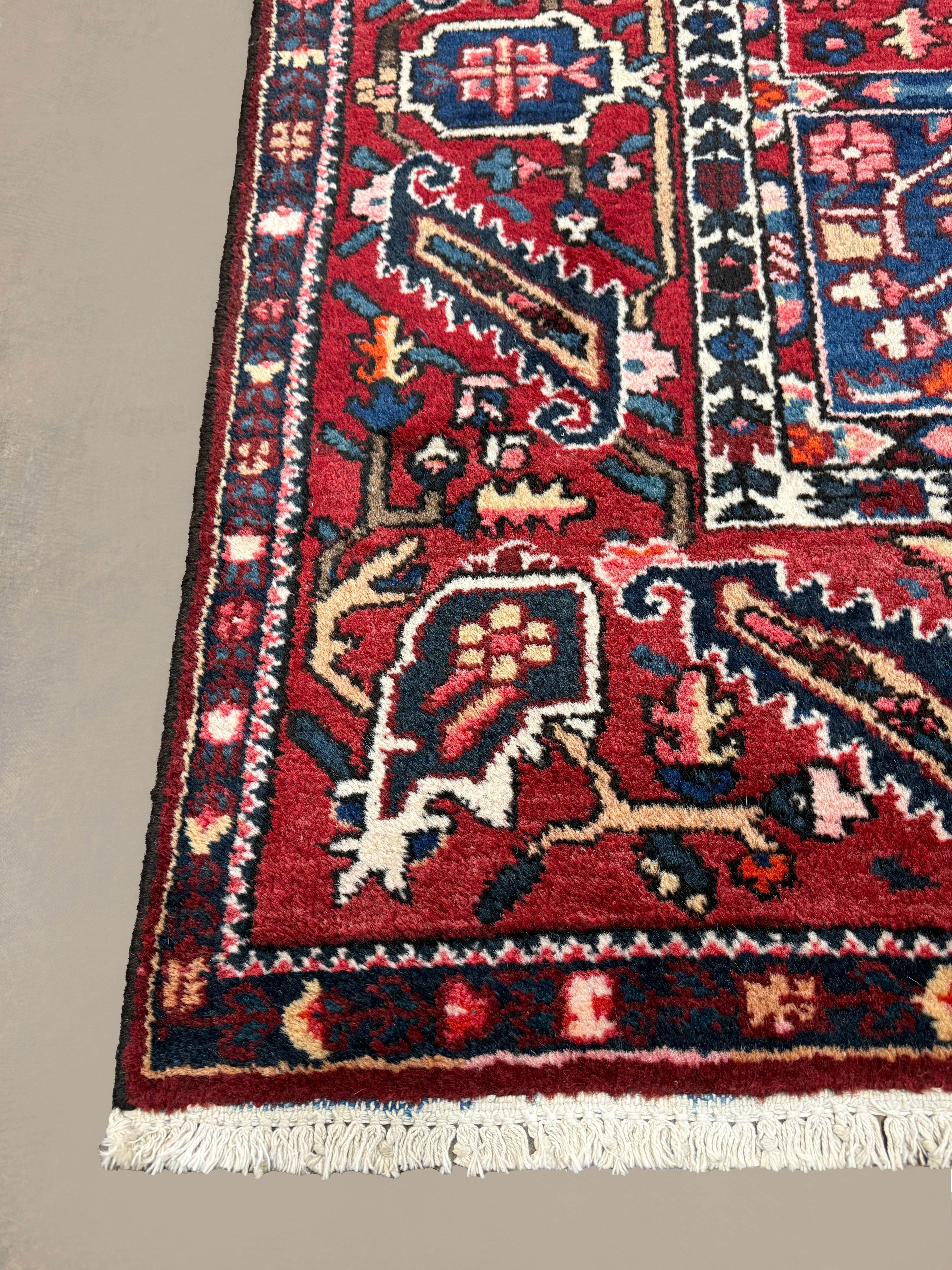 Vintage Shalamzar Bakhtiari Wool Rug. Edited documentary rug photograph; SKU EE 1.1551; source IMG_7335.