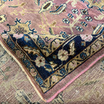 Vintage Sarouk Rug, corner, border and fringe detail, hand-knotted wool pile. SKU EE 1.0236.