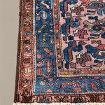 Vintage Varamin Rug, corner, border and fringe detail, hand-knotted wool pile. SKU ES 50408.