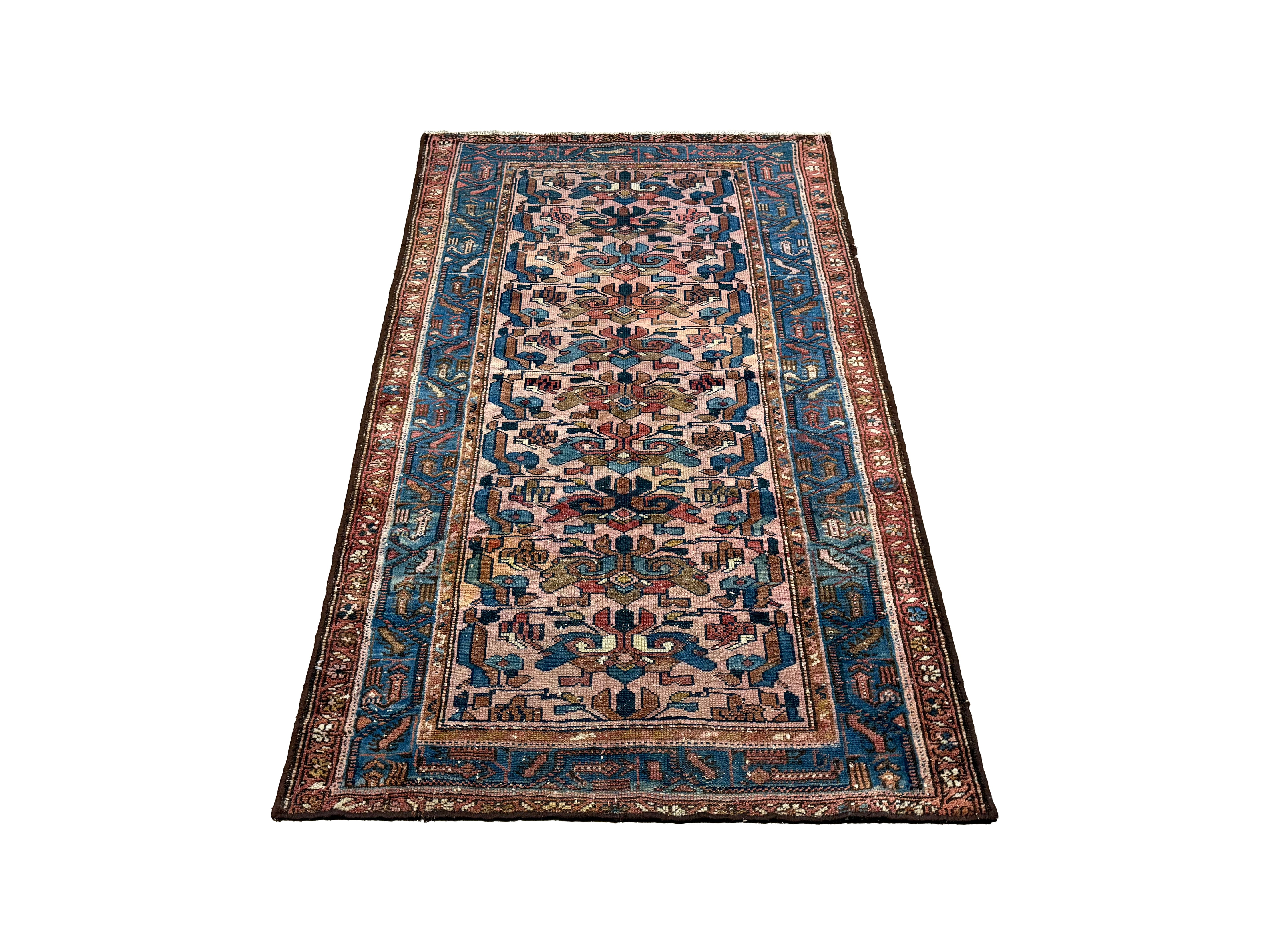 Vintage Varamin Rug, front perspective view of the complete rug, hand-knotted wool pile. SKU ES 50408.