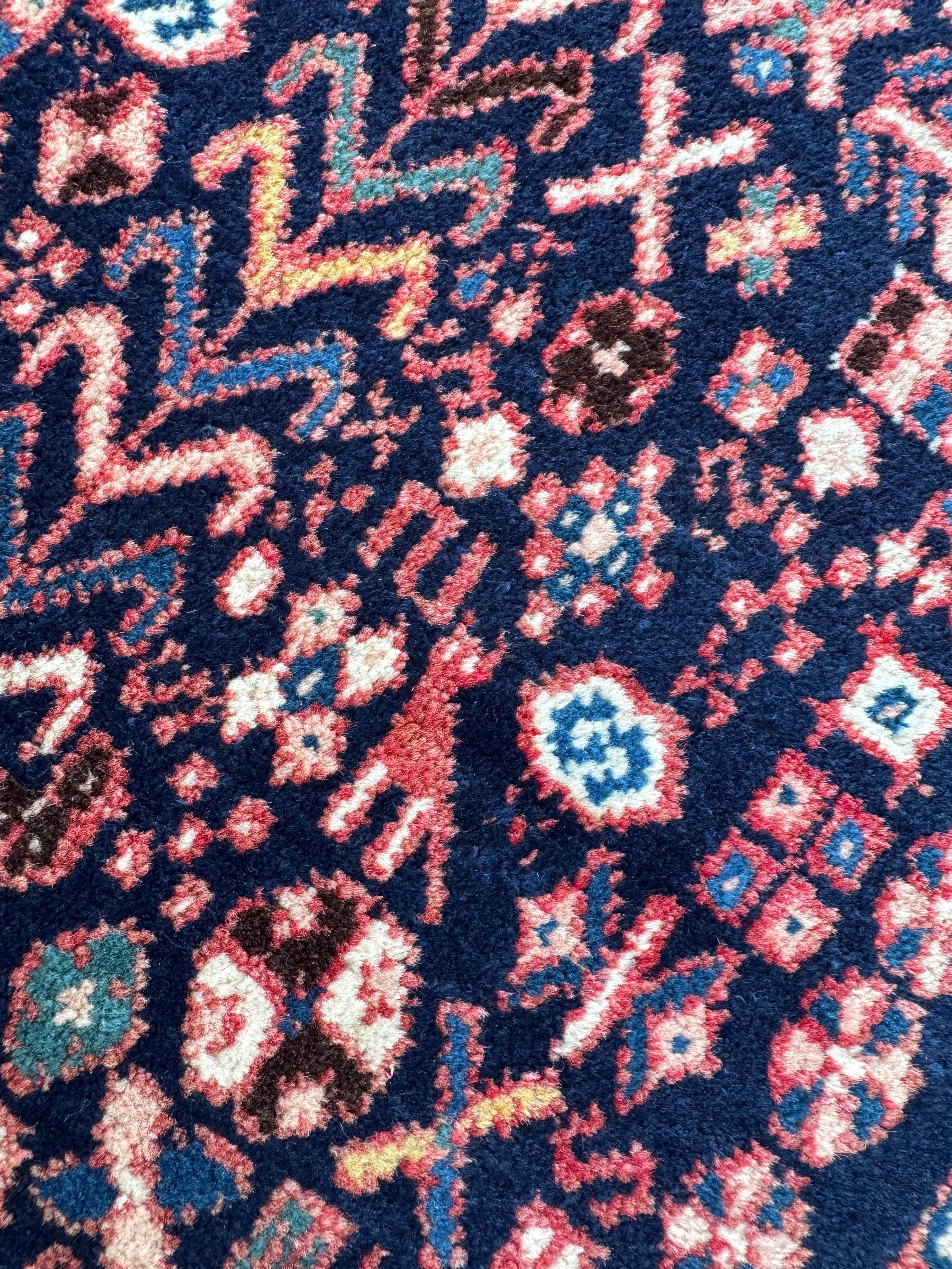 Persian Abadeh Rug | 6' 7" x 10' 0" Rug the Rock