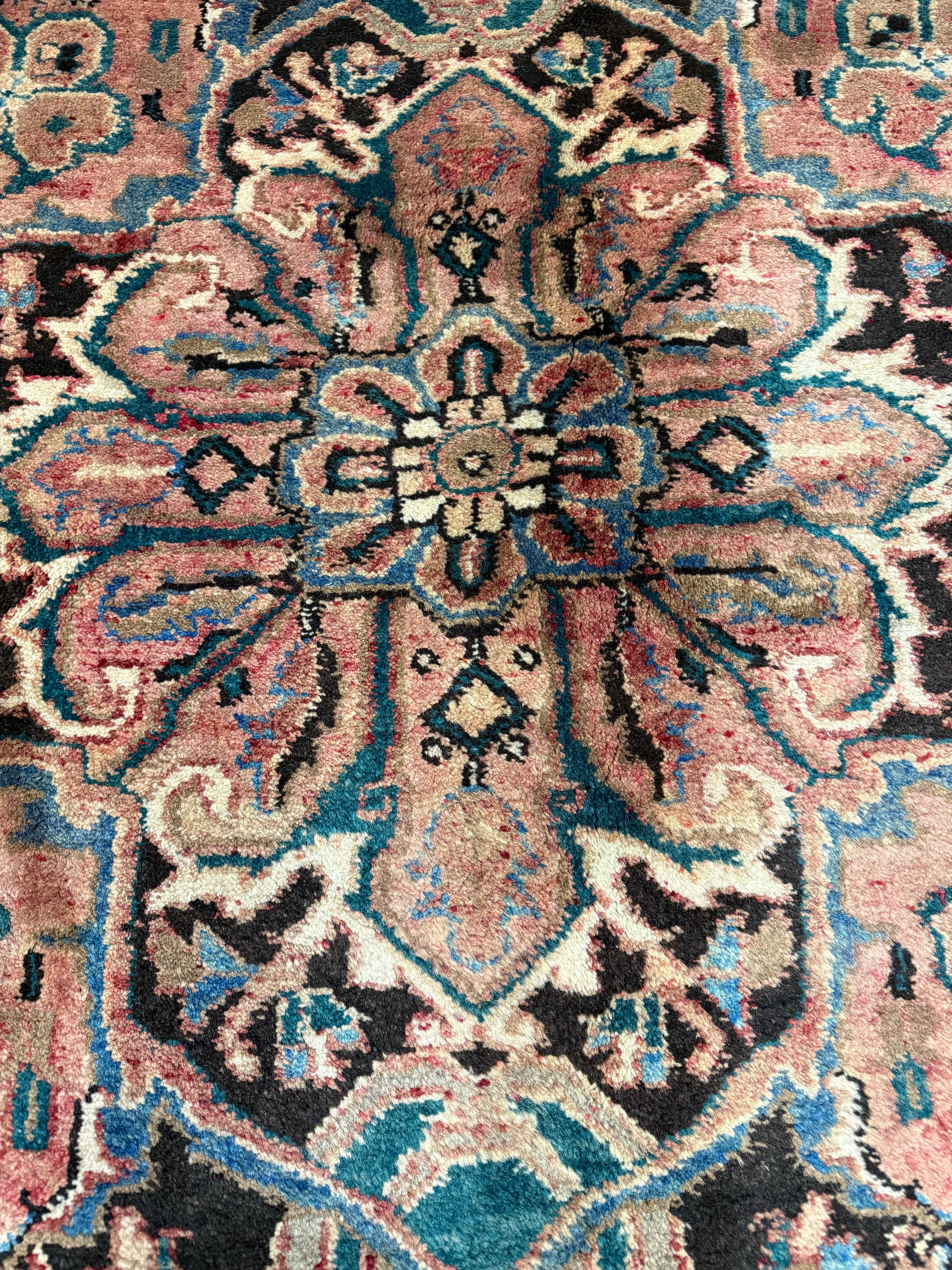 Vintage Sharabian Rug. Original rug photograph; SKU NH144817; source IMG_8001.