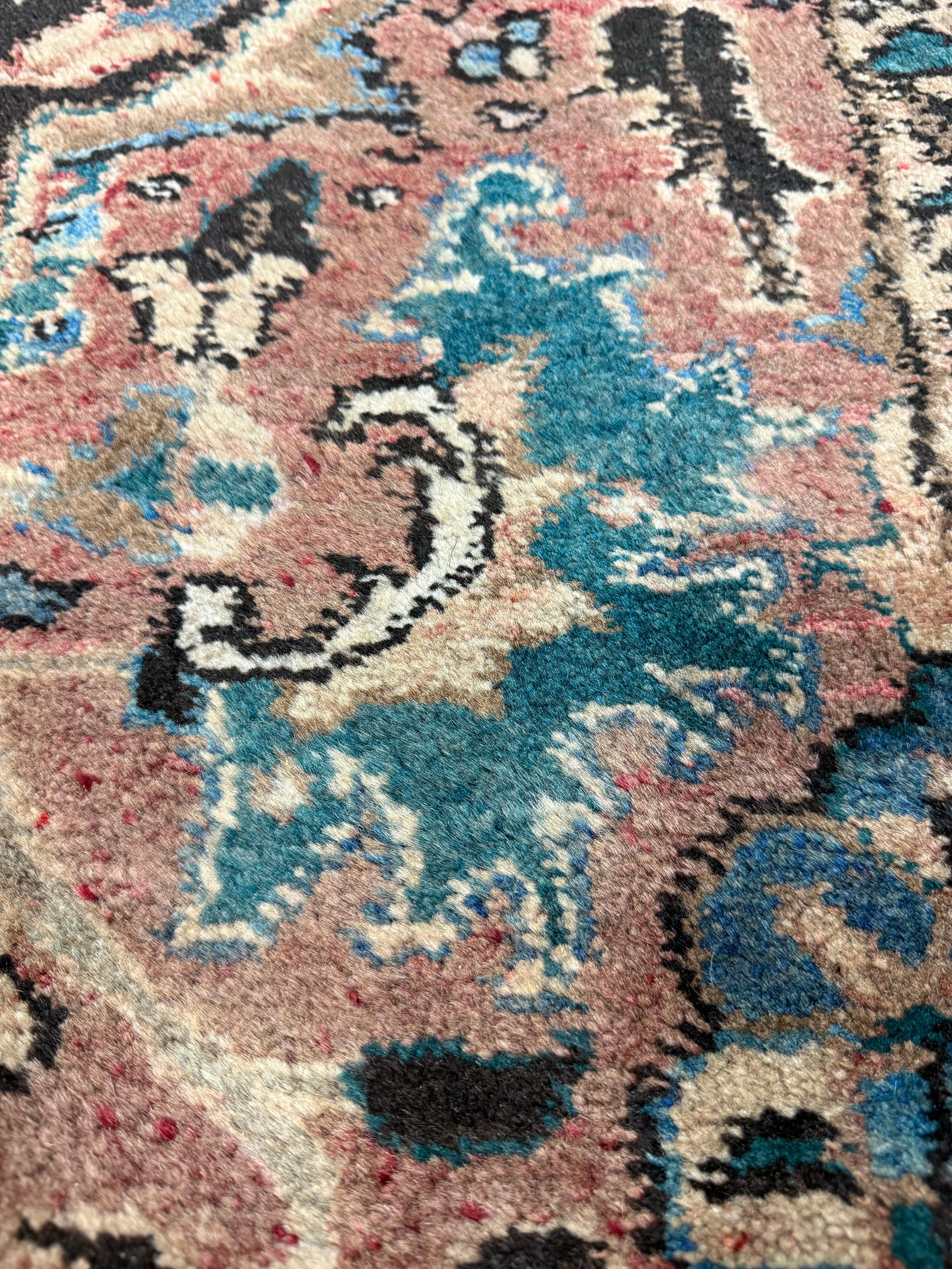 Vintage Sharabian Rug. Original rug photograph; SKU NH144817; source IMG_8009.