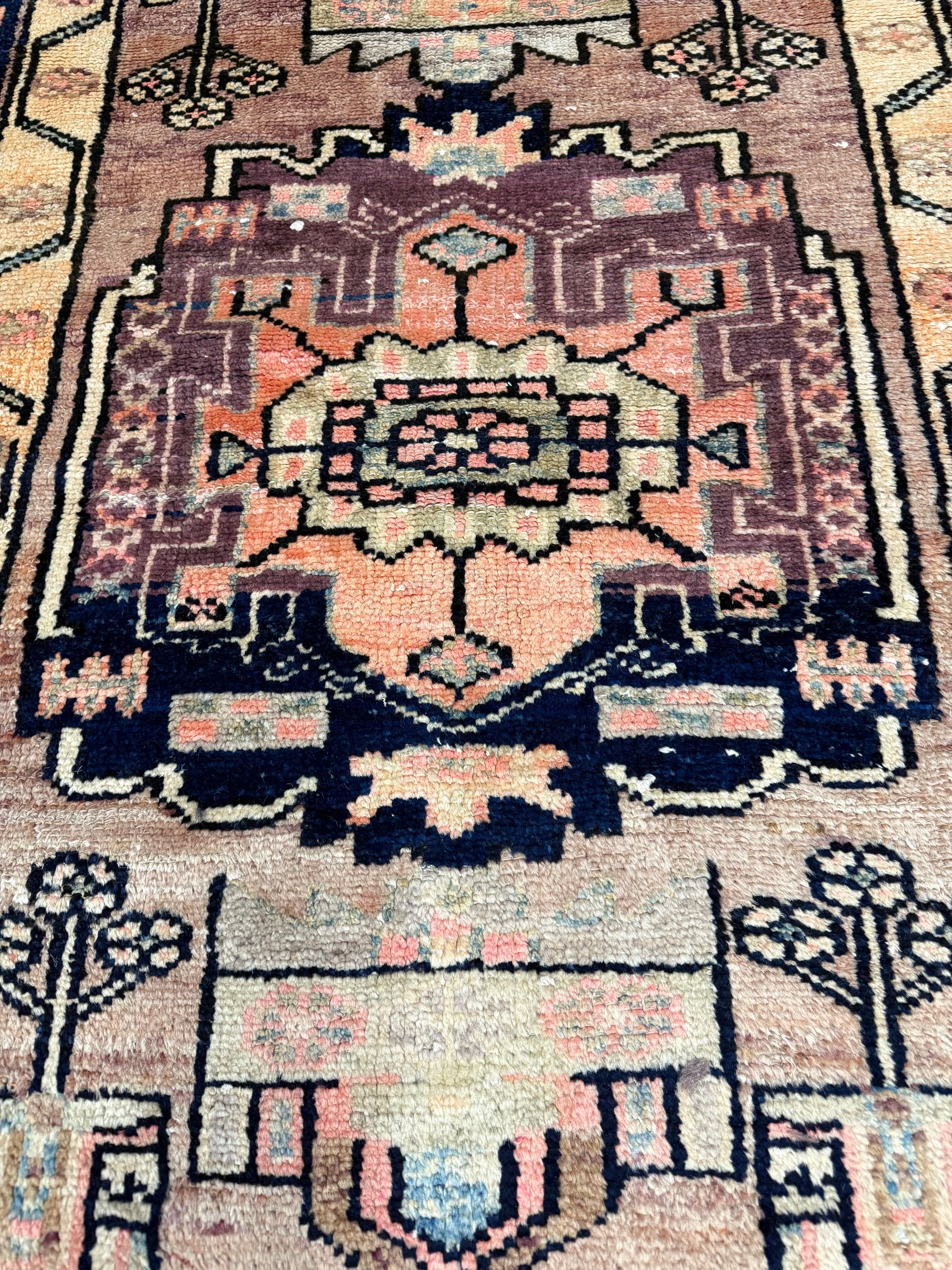 Persian Mianeh Rug. Original rug photograph; SKU PP105782; source IMG_7004.
