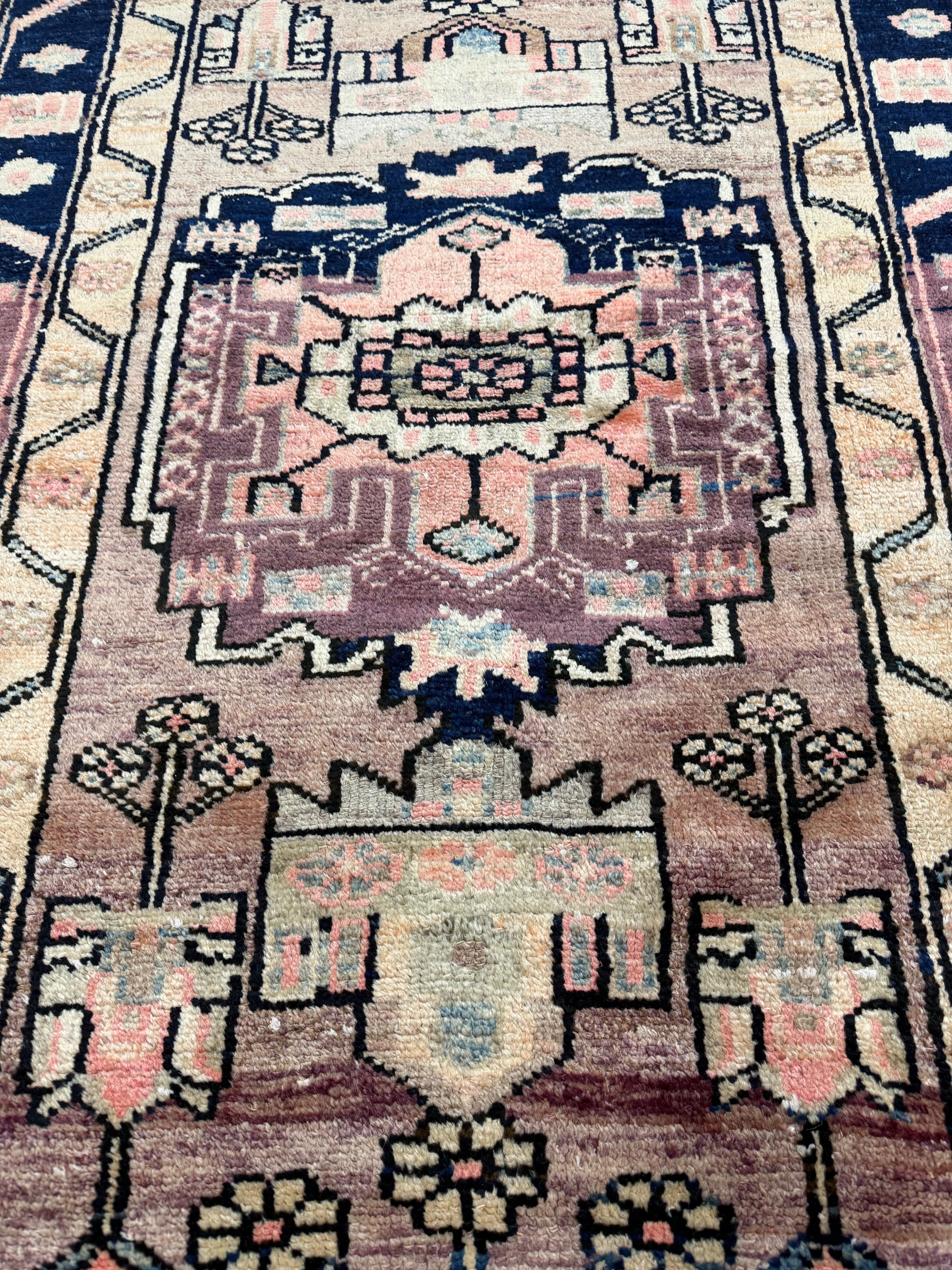 Persian Mianeh Rug. Original rug photograph; SKU PP105782; source IMG_7016.