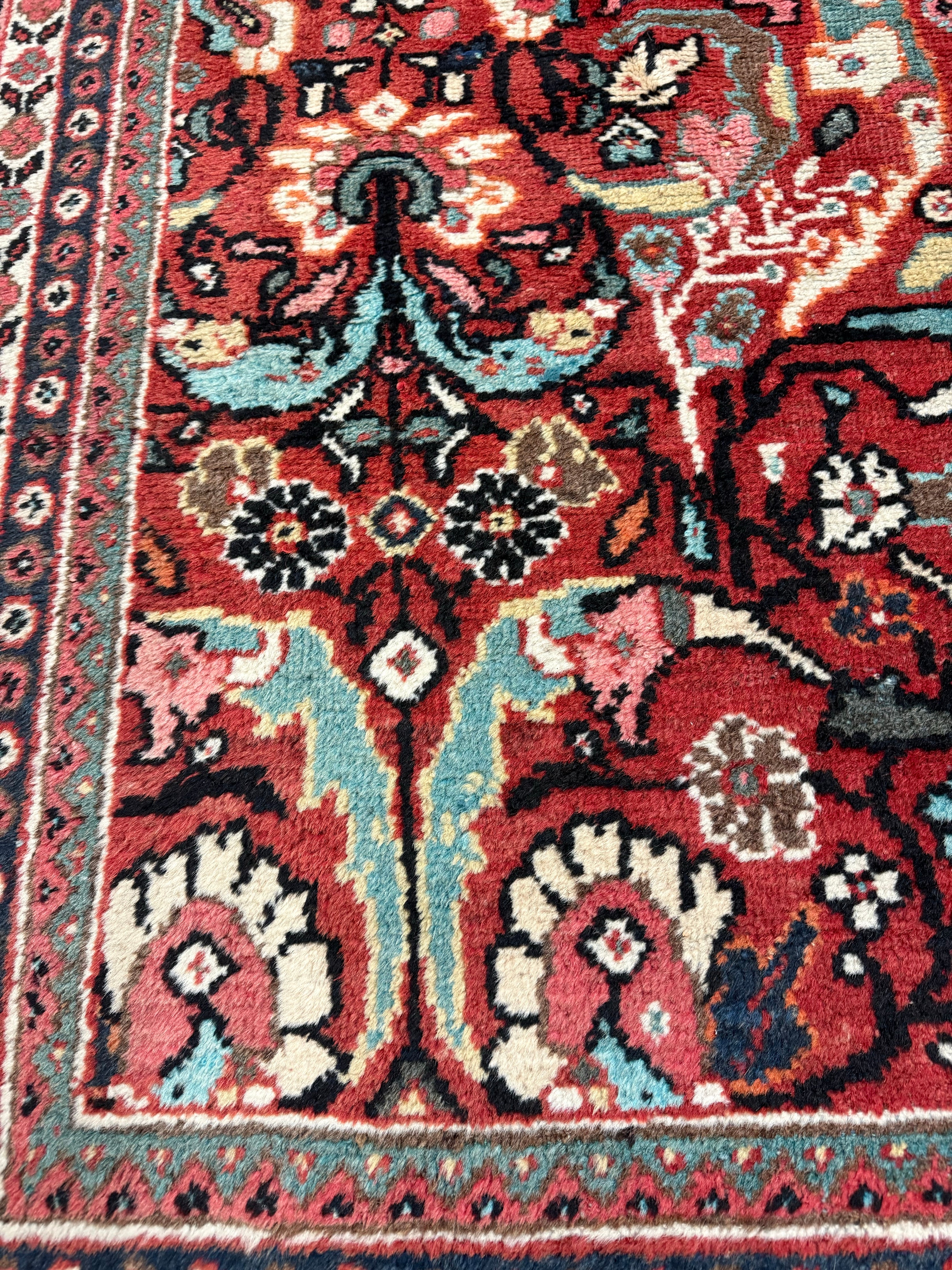 Vintage Meshkabad Rug. Original rug photograph; SKU PP108513; source IMG_7965.