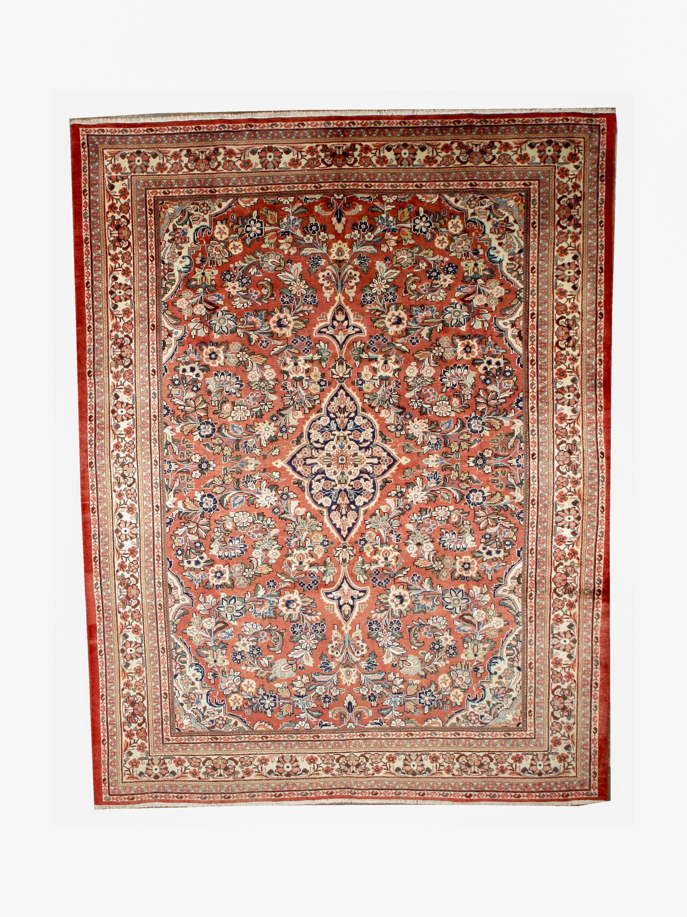 Mahal hand-knotted wool rug, full top view.