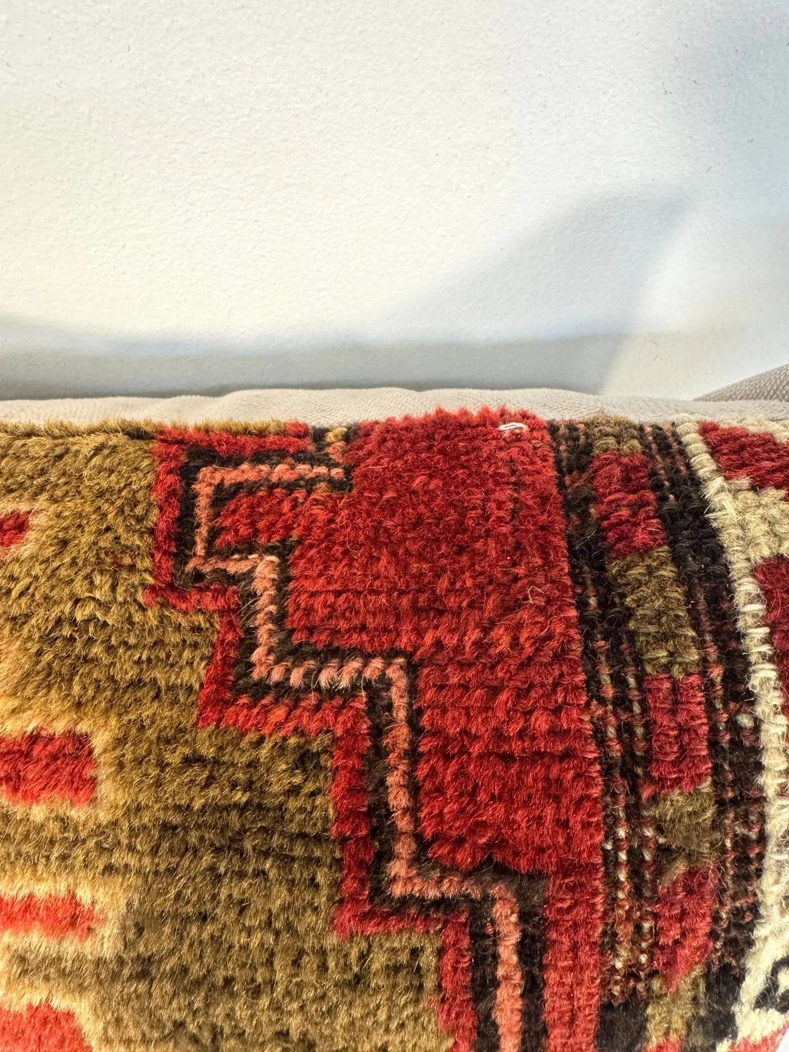 Pillow No. 031 | 16" x 16" Rug the Rock