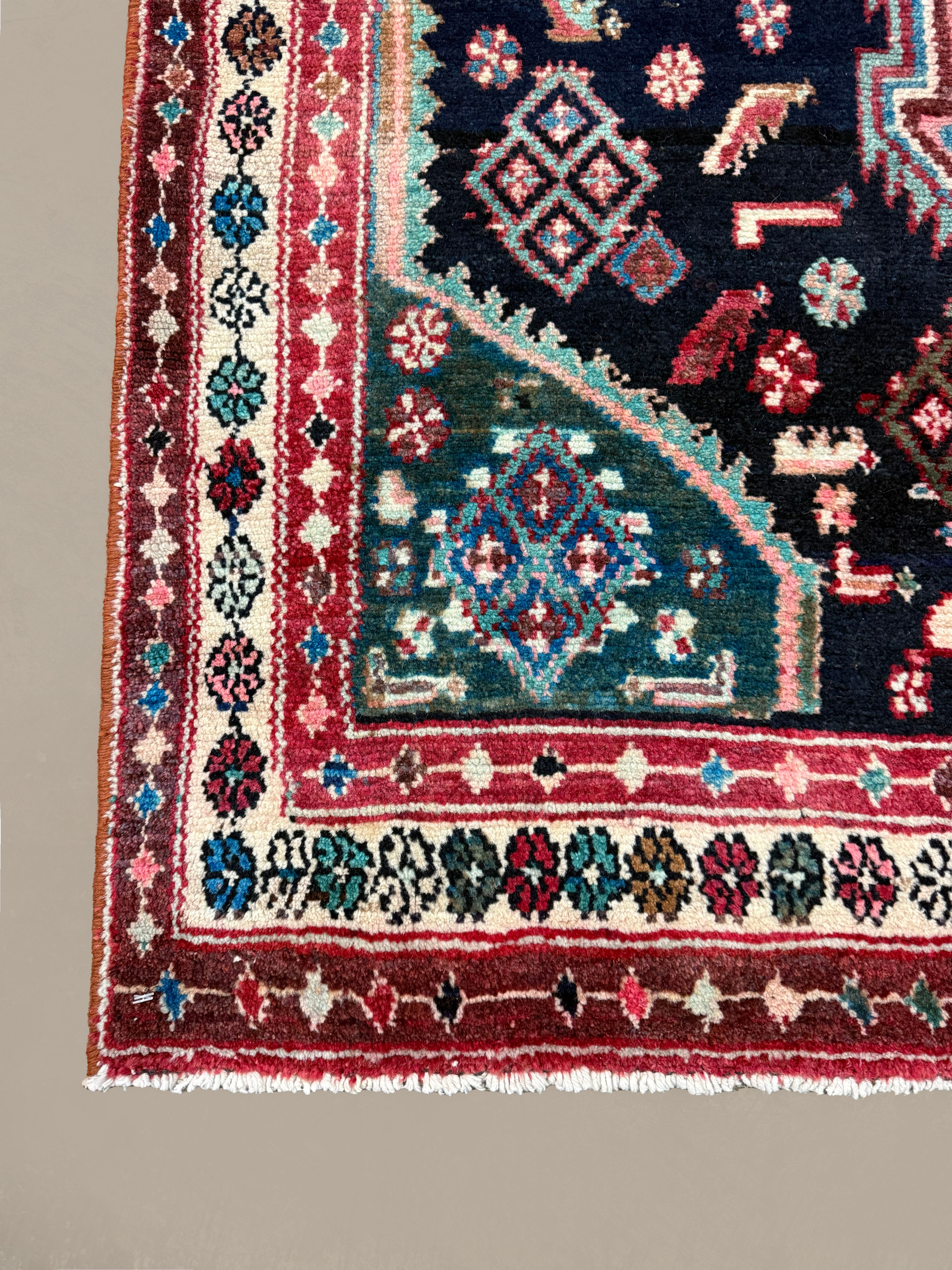 Vintage Kabudarahang Wool Runner. Edited documentary rug photograph; SKU RR 30520; source IMG_7580.