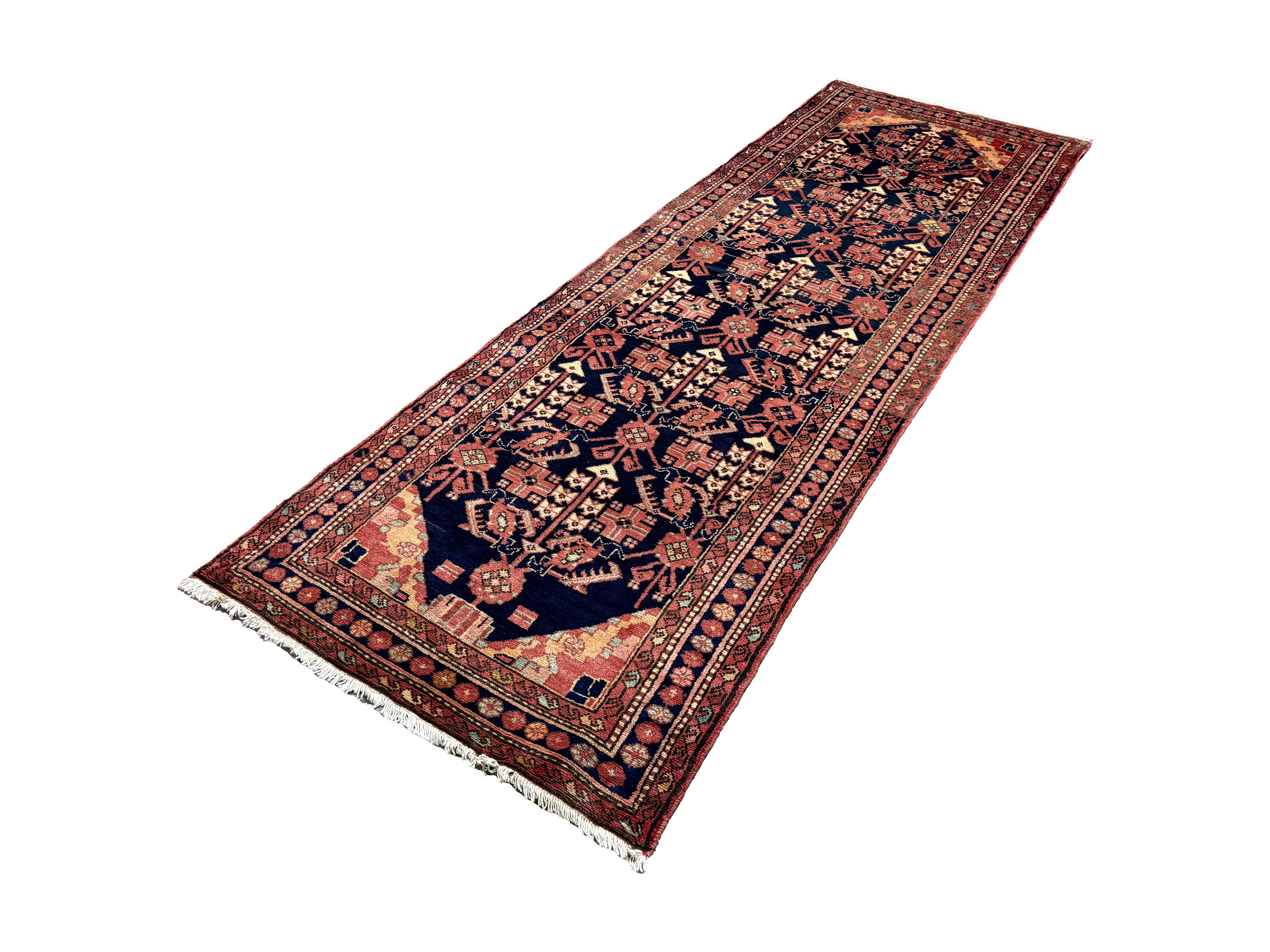 Vintage Dargazin Hamadan Wool Runner. Edited documentary rug photograph; SKU RR 30725; source IMG_7388.