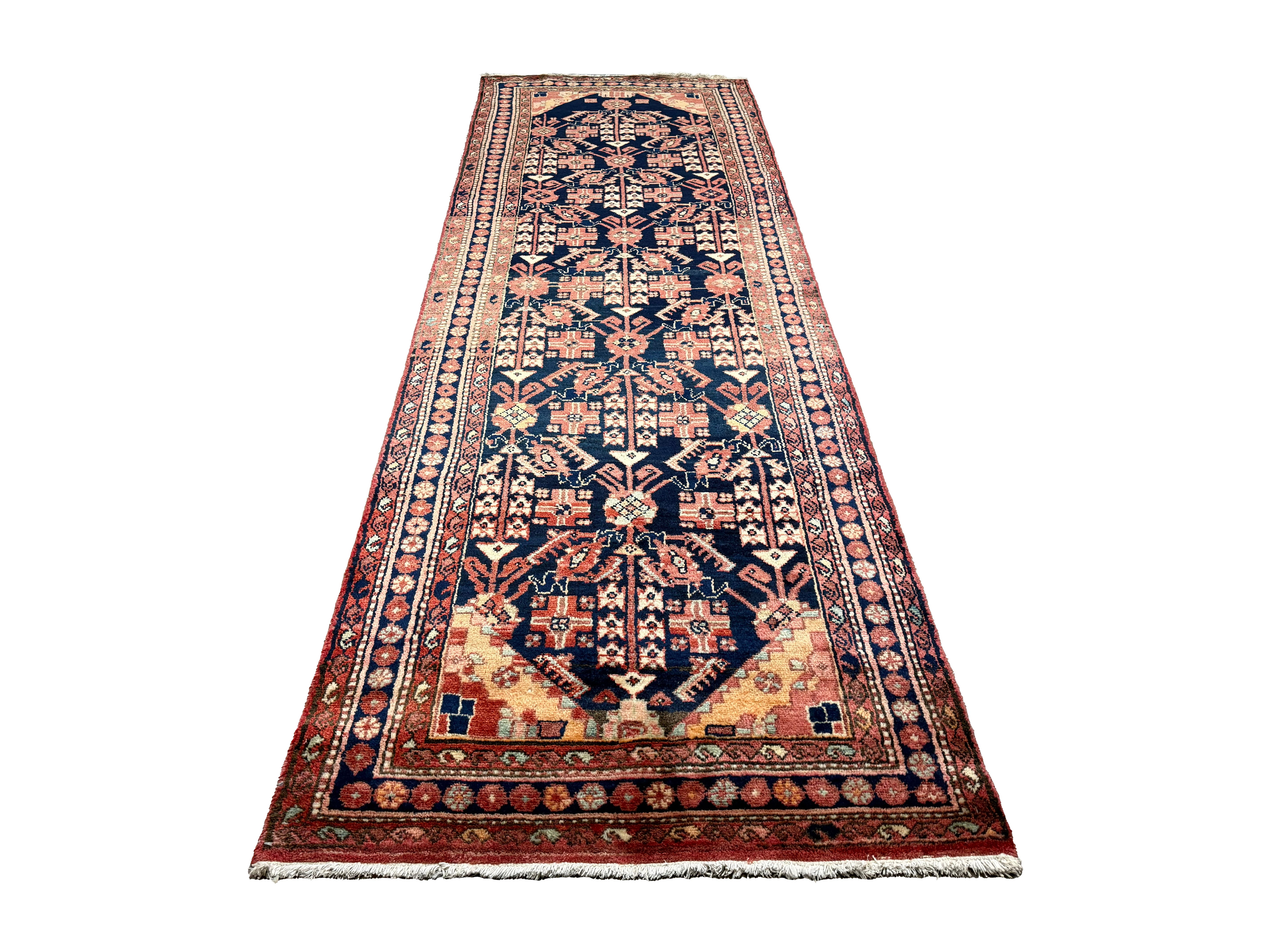Vintage Dargazin Hamadan Wool Runner. Edited documentary rug photograph; SKU RR 30725; source IMG_7397.