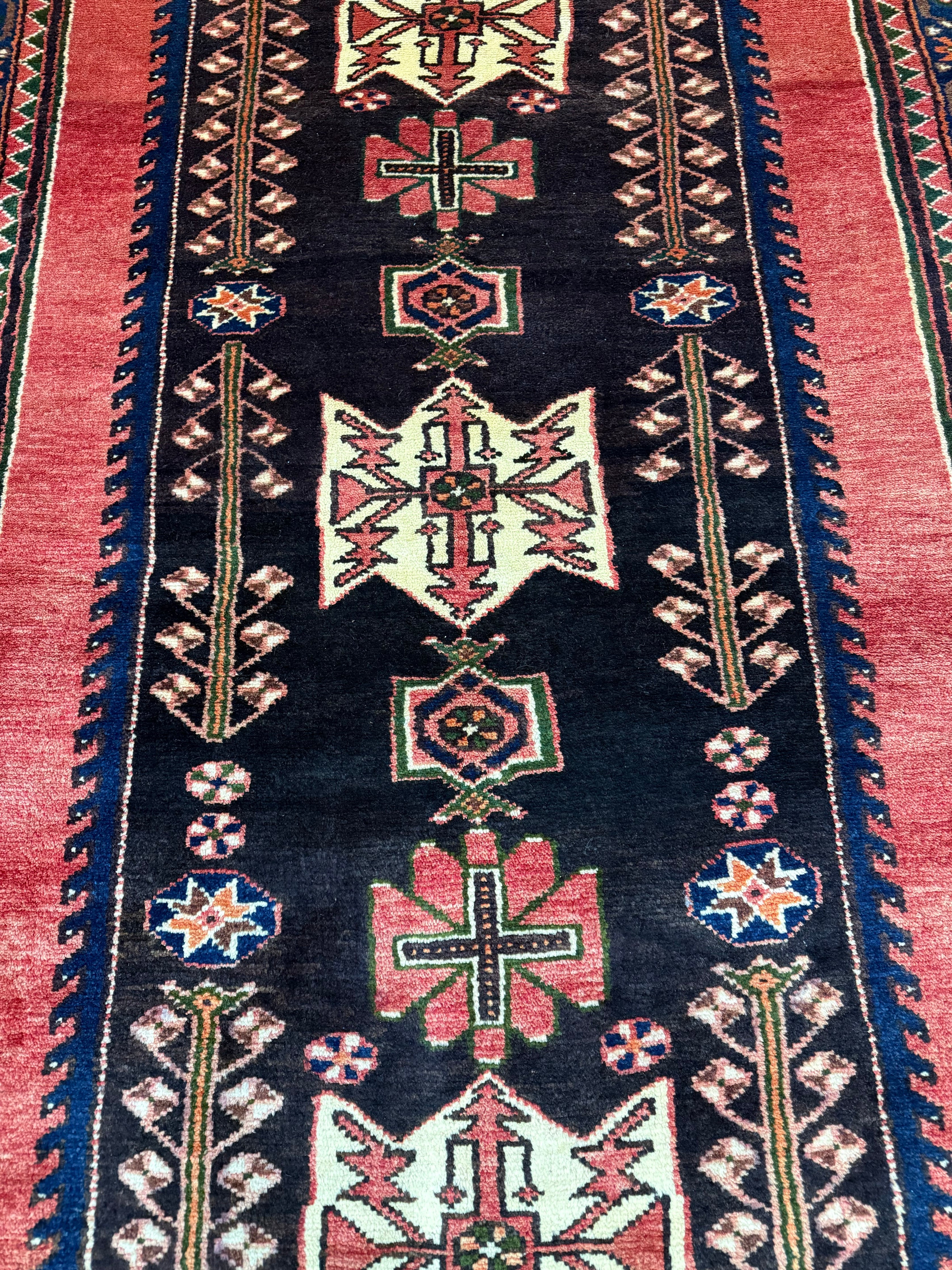 Vintage Saveh Runner — Light Florals Along a Dark Medallion, Framed in Red. Original rug photograph; SKU RR32282; source RR 32282 IMG_6930.
