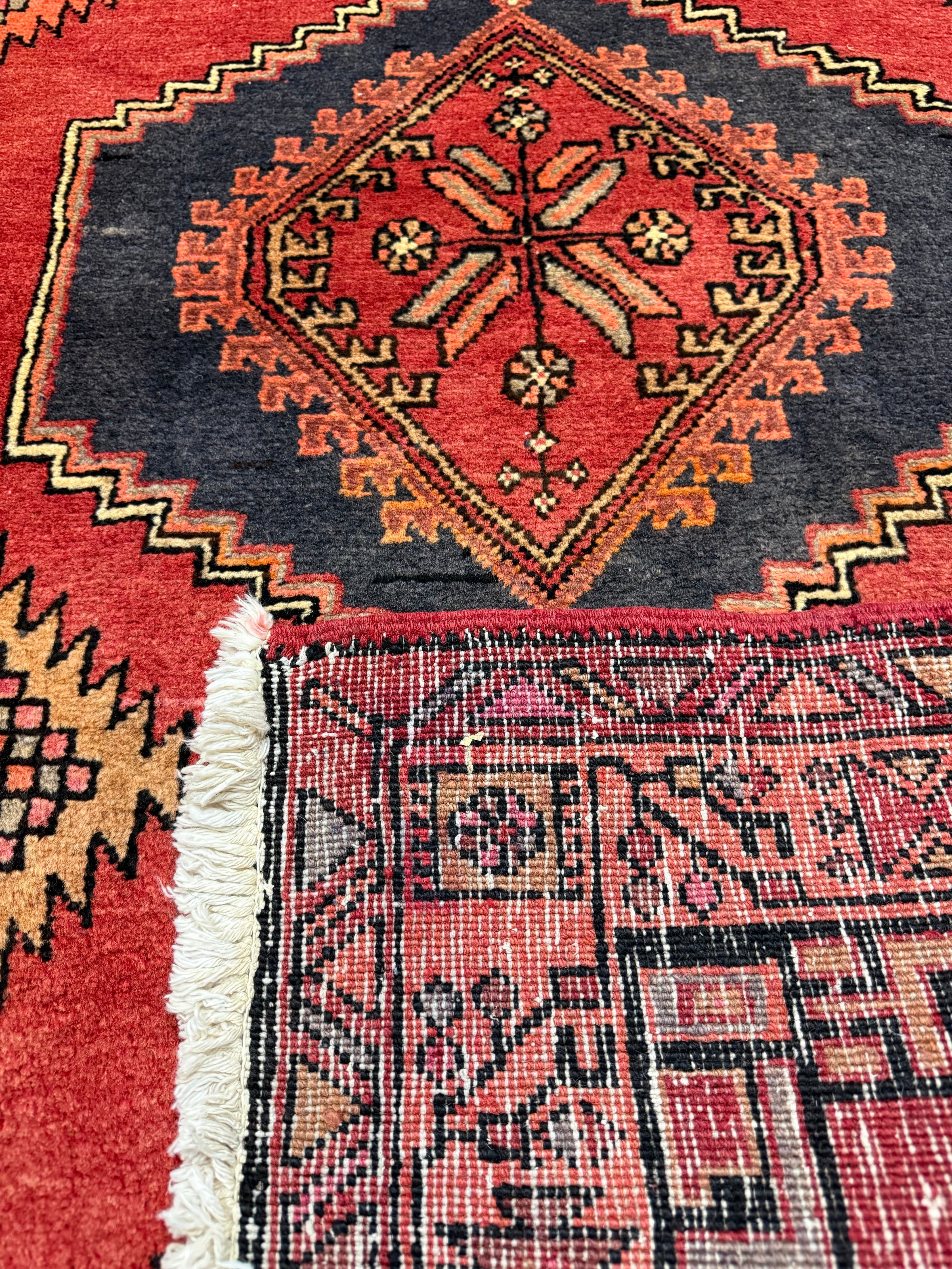 Vintage Sarab Runner. Original rug photograph; SKU RR32321; source IMG_7629.