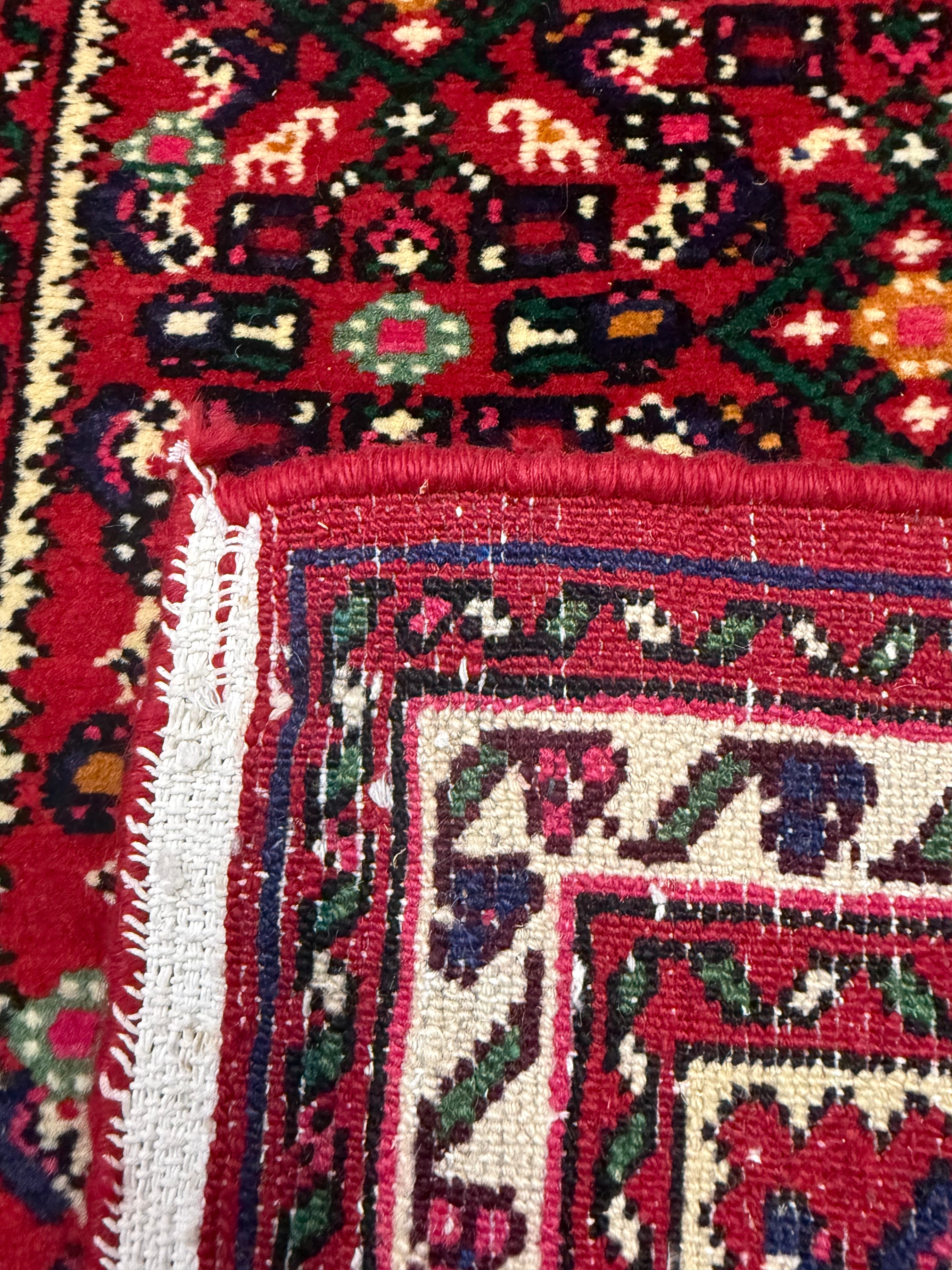 Persian Hosseinabad Hamadan Runner. Original rug photograph; SKU RR32337; source IMG_7095.