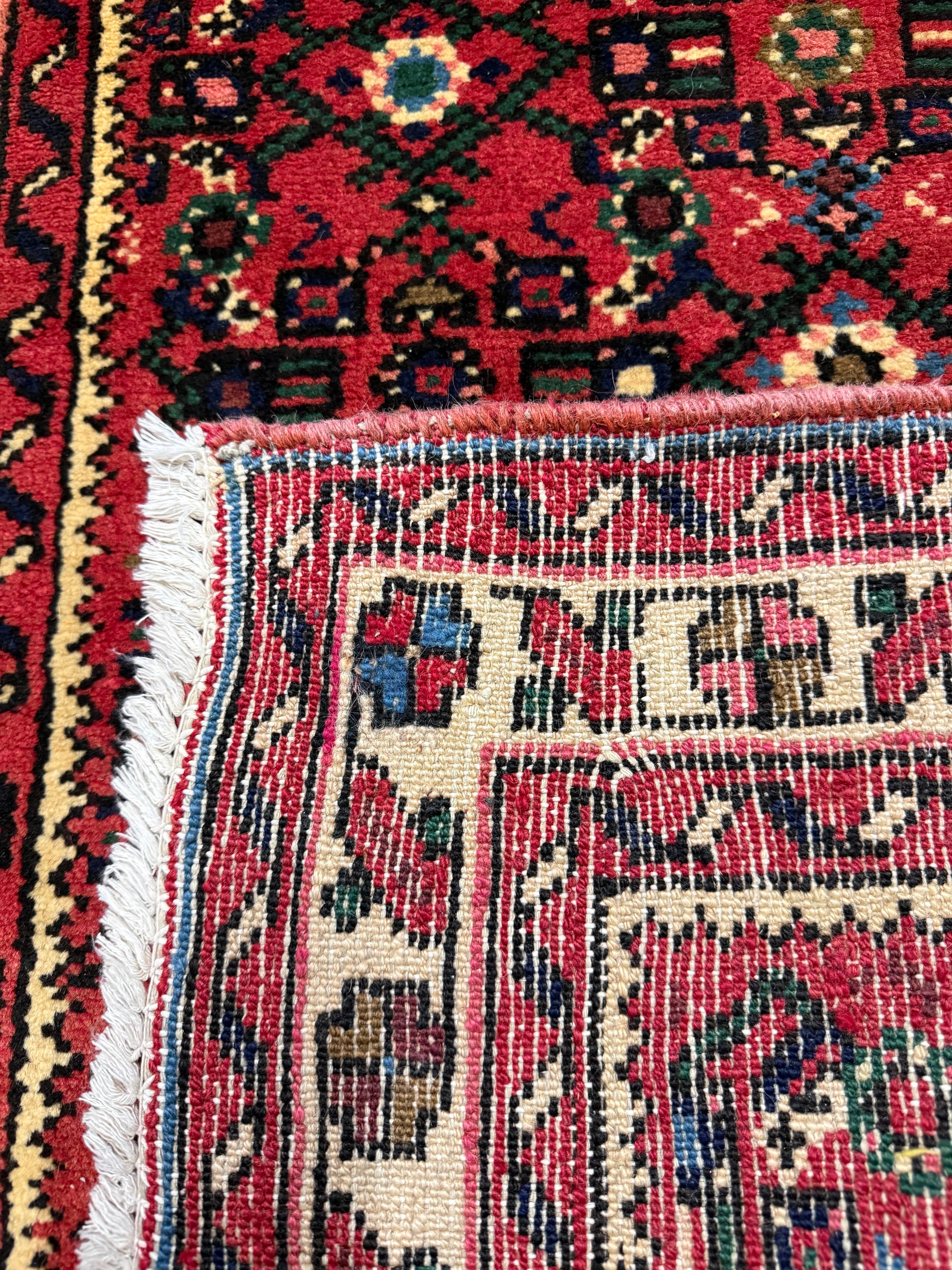 Vintage Hosseinabad Wool Runner | 2'6" × 12'7". Original rug photograph; SKU RR 32375; source undefined.