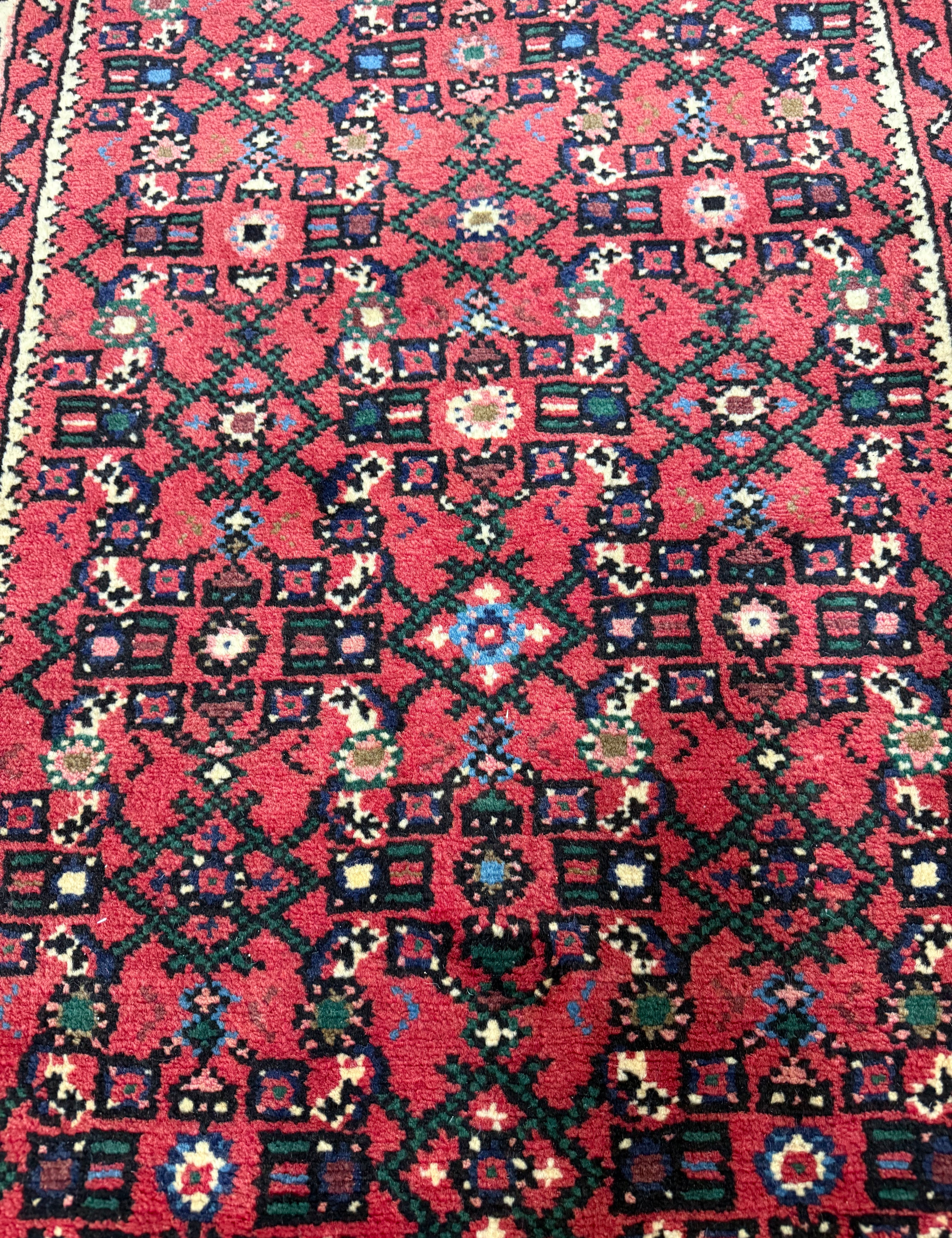 Vintage Hosseinabad Wool Runner | 2'6" × 12'7". Original rug photograph; SKU RR 32375; source undefined.