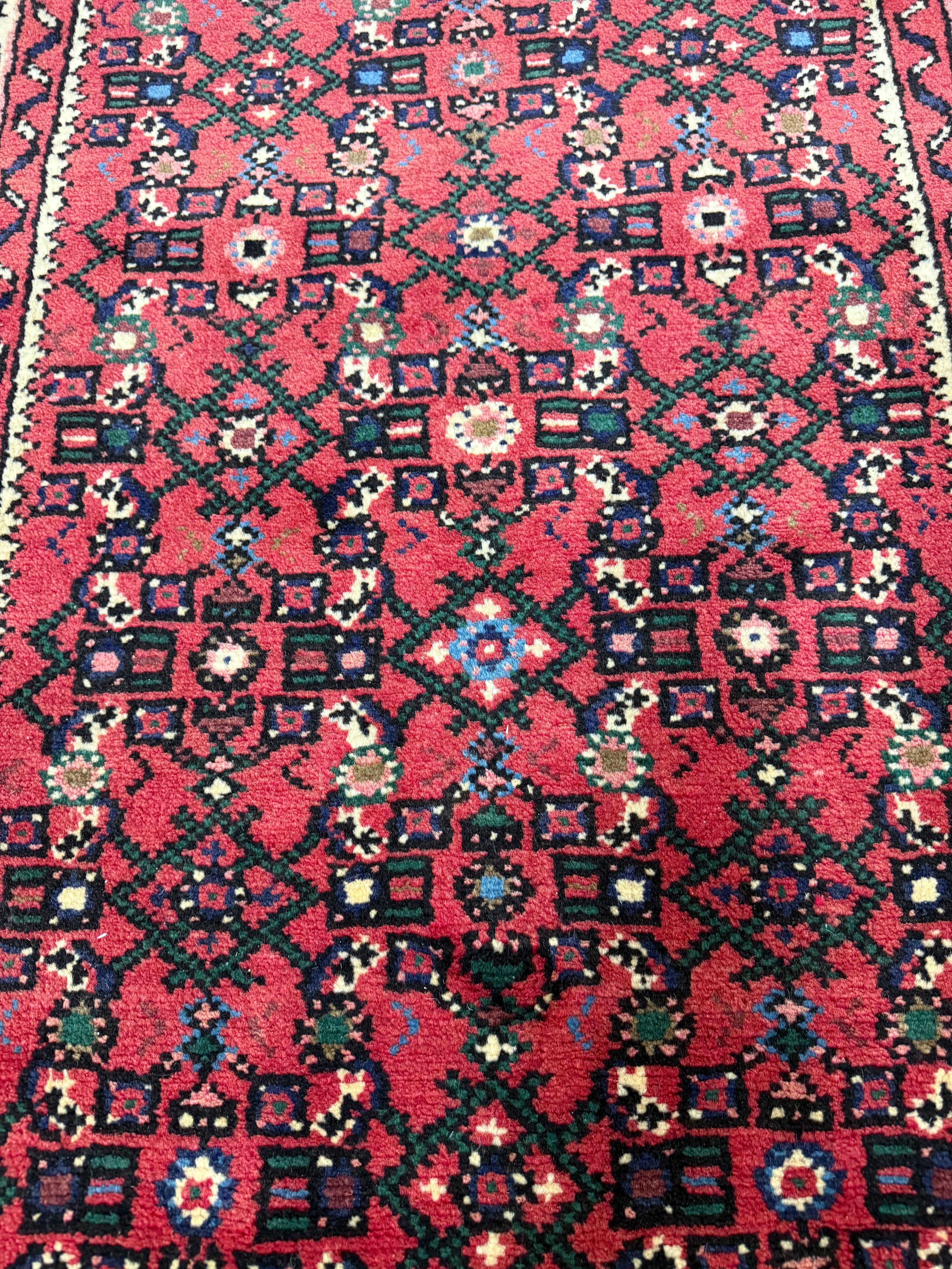 Vintage Hosseinabad Wool Runner | 2'6" × 12'7". Original rug photograph; SKU RR 32375; source undefined.