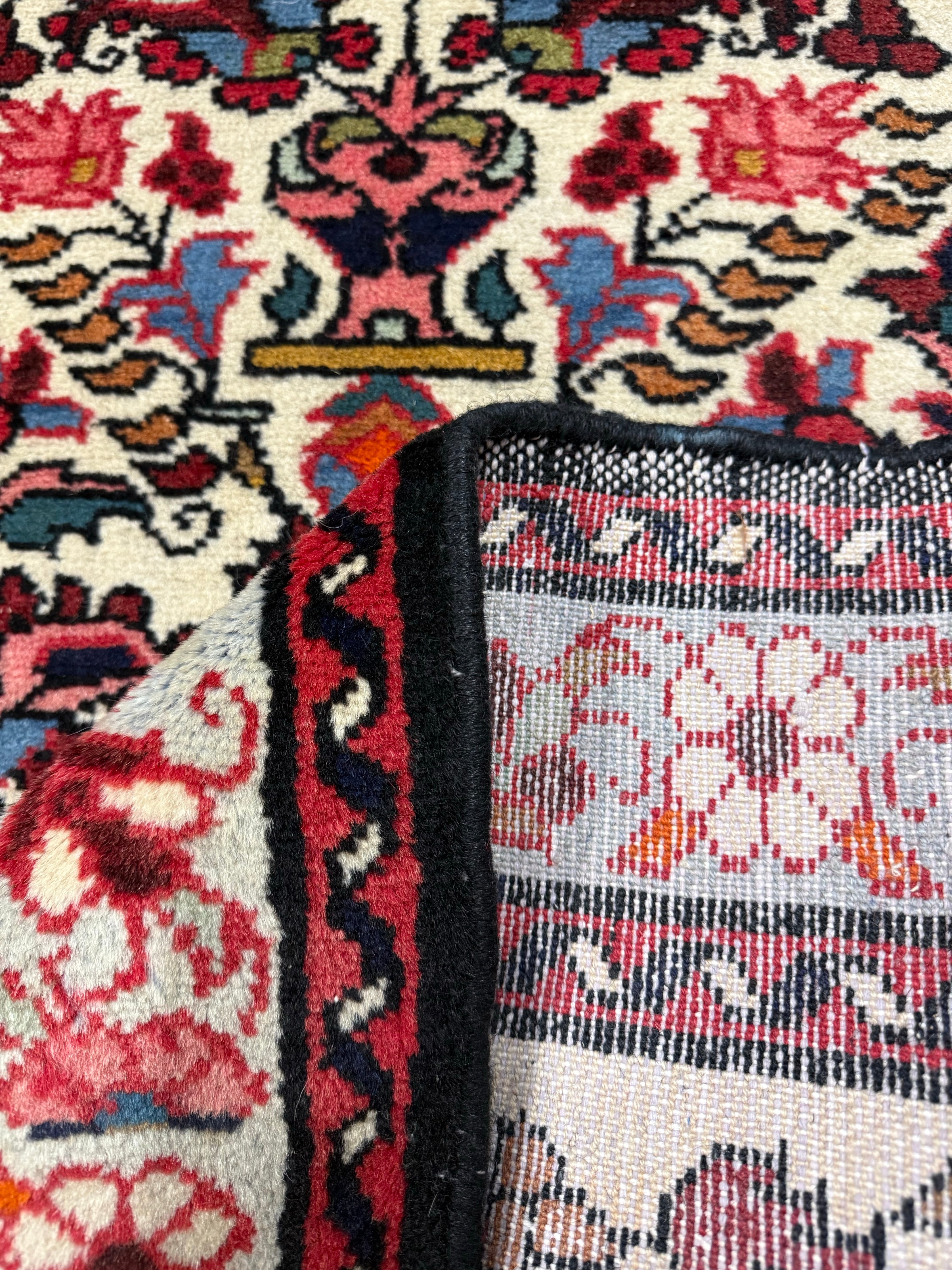 Persian Tafresh Runner. Original rug photograph; SKU RR32377; source IMG_7236.