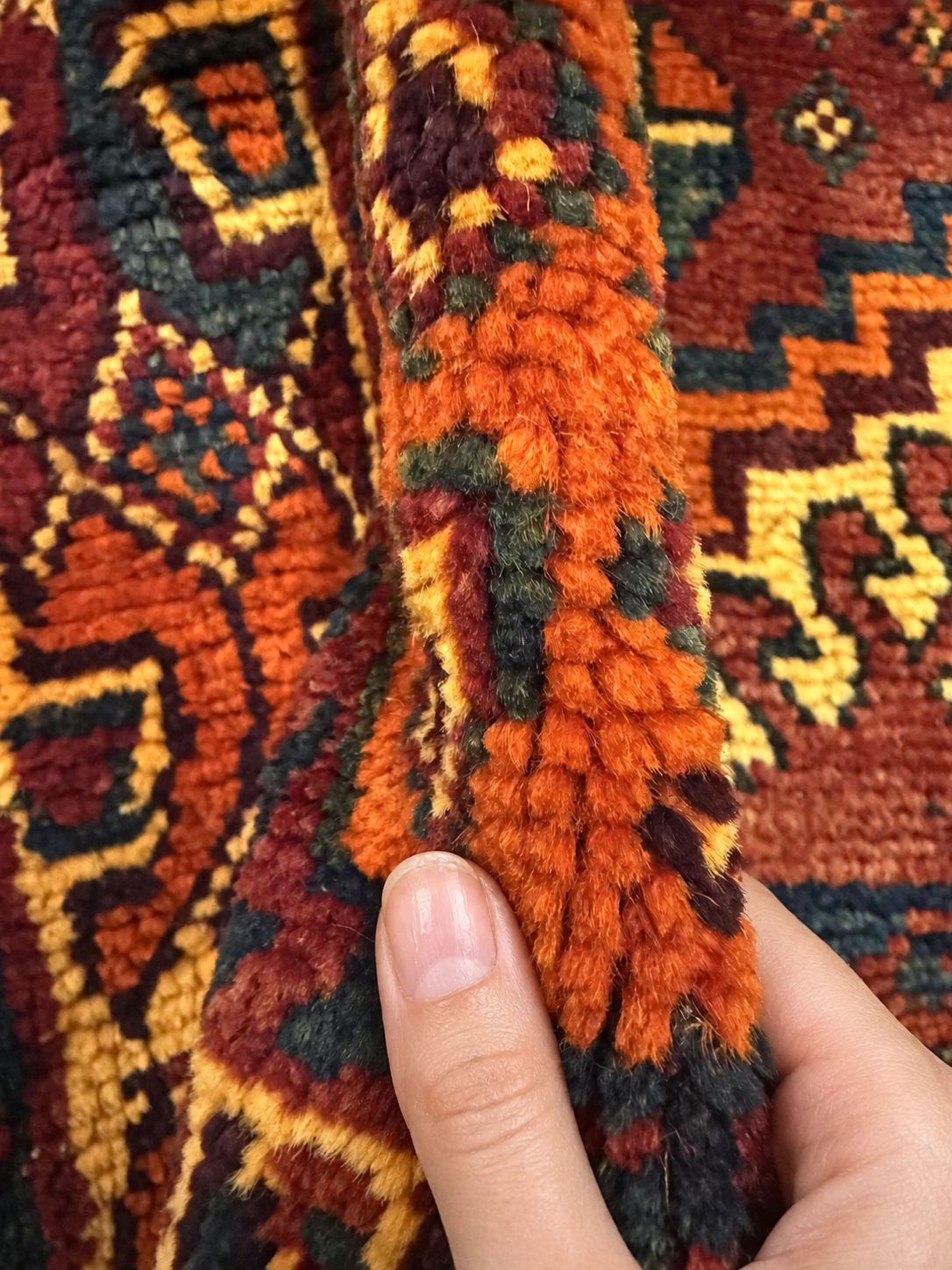 Vintage Fars Luri Rug — Dark Central Medallion on Red. Rug pile and texture detail; SKU RR 32531; source IMG_6918.