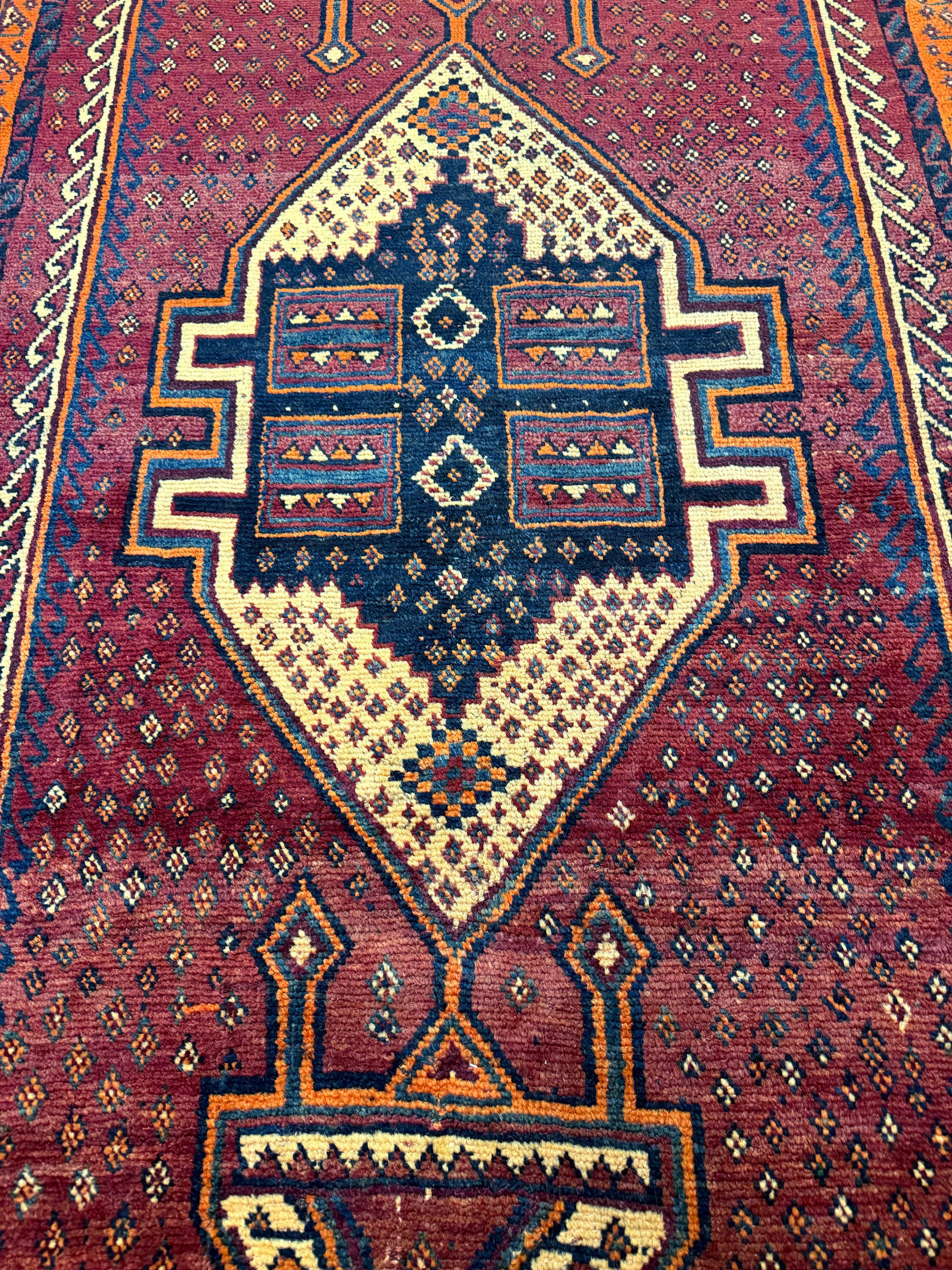 Vintage Fars Luri Rug — Dark Central Medallion on Red. Original rug photograph; SKU RR32531; source IMG_6923.