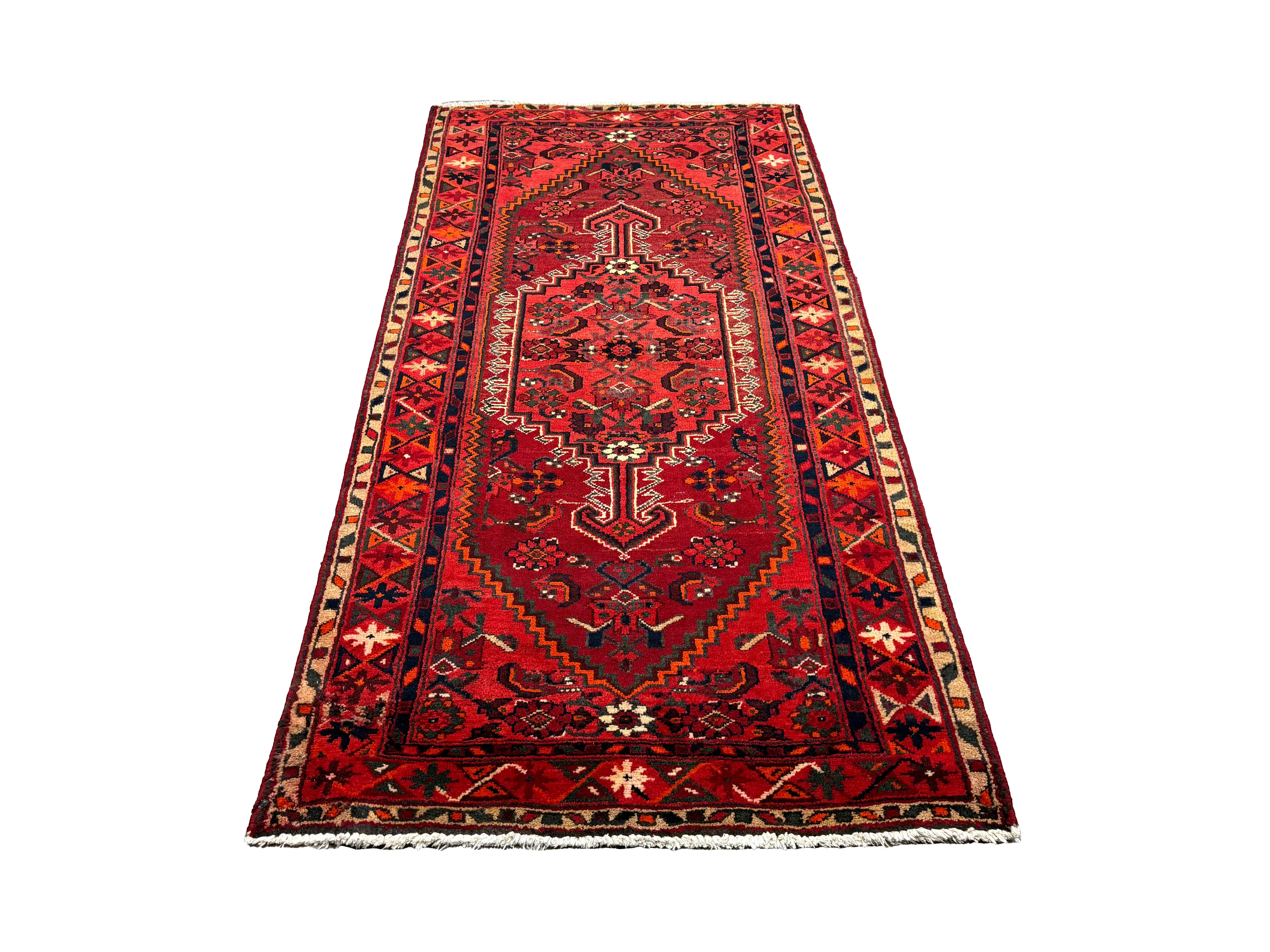 Vintage Zarrin Gol Zanjan Wool Rug. Edited documentary rug photograph; SKU RR 32889; source IMG_7502.