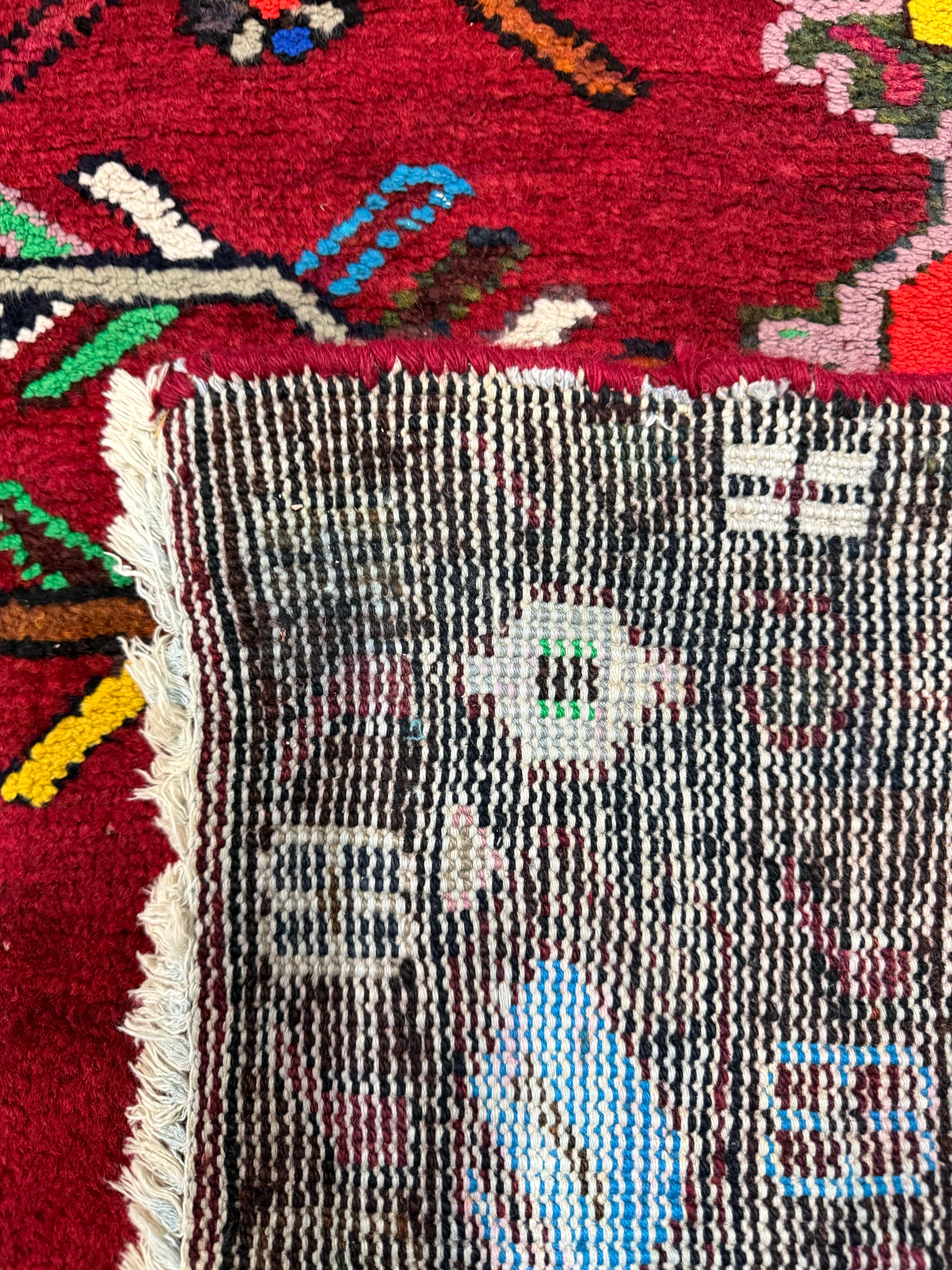 Vintage Hamadan Rug — Angular Florals & Linked Medallions on Red. Original rug photograph; SKU RR33017; source IMG_6881.