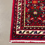 Persian Hosseinabad Hamadan Runner, border and fringe detail, hand-knotted wool pile. SKU RR 32337.