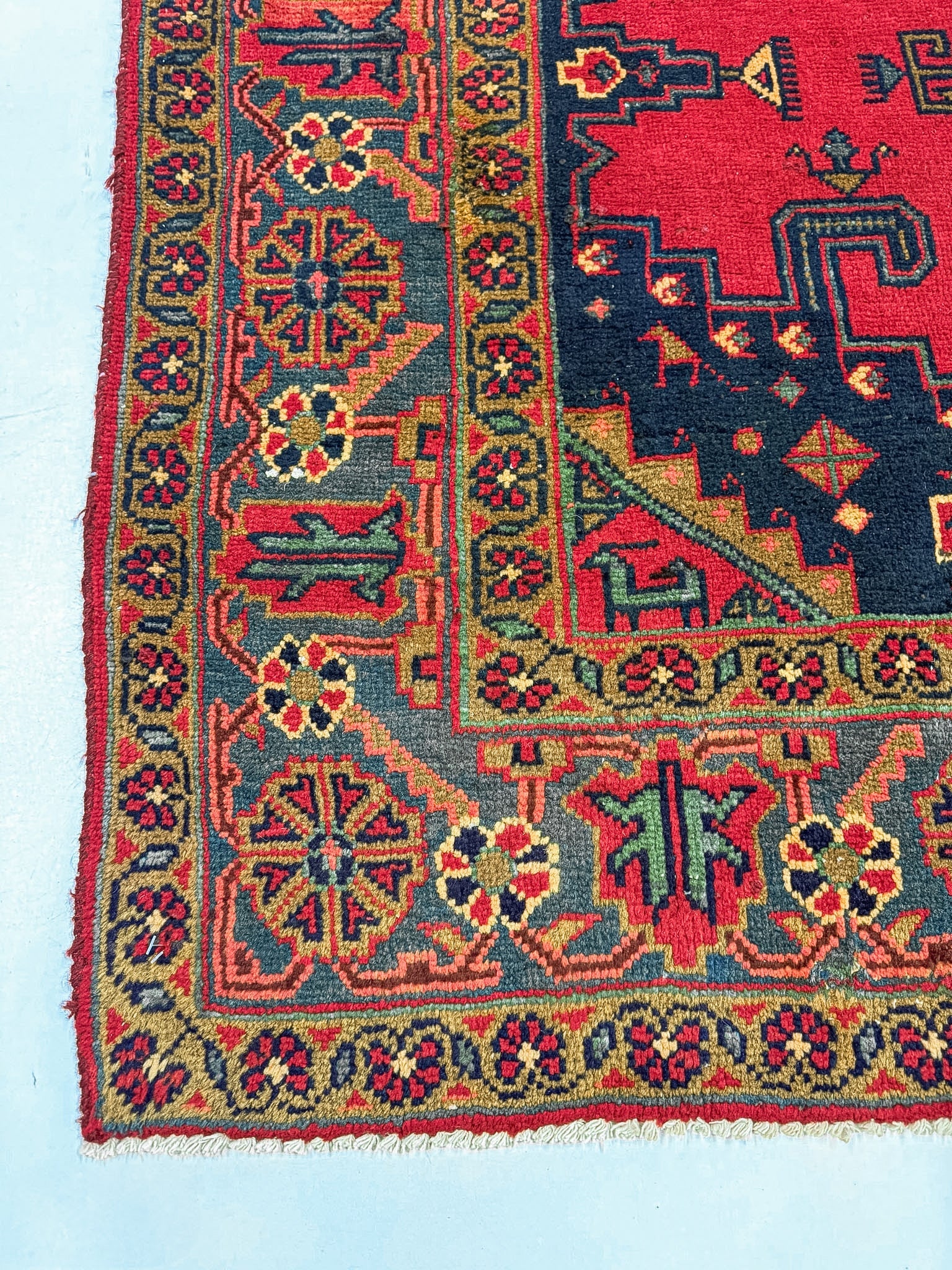 Persian Wiss Rug | 5' 3" x 7' 9" Rug the Rock