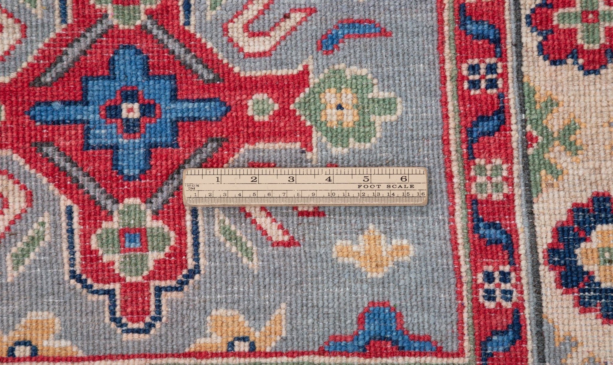 Wool pile close-up of blue & ivory Kazak-inspired wool runner 29657.